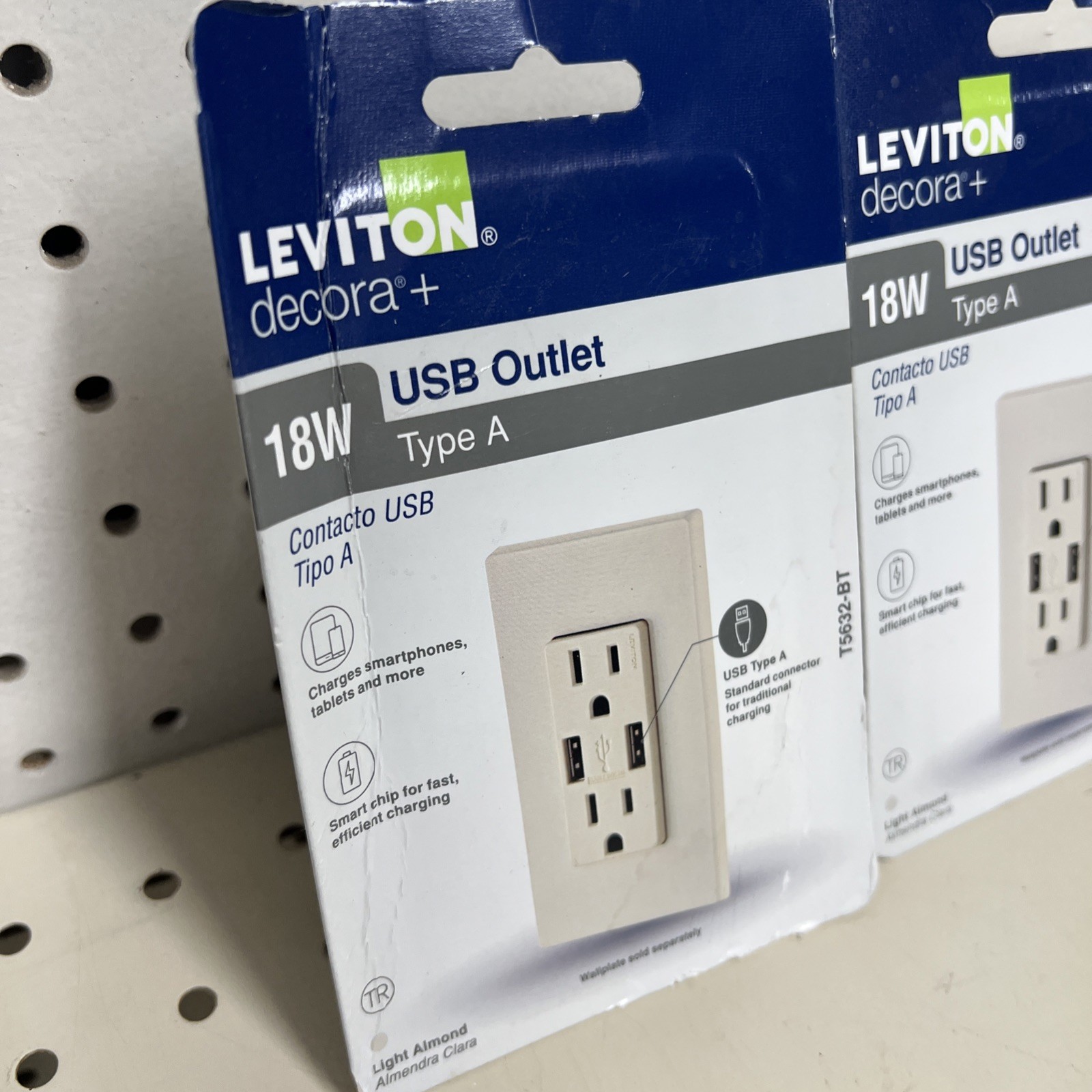 Leviton USB Outlet 18W Type A Decora+ Charger Outlet 3.6A USB Dual Light Almond