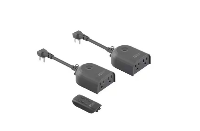 Commercial Electric Indoor/Outdoor 2-Outlet Wall Adaptors with Remotes (4-Pack)