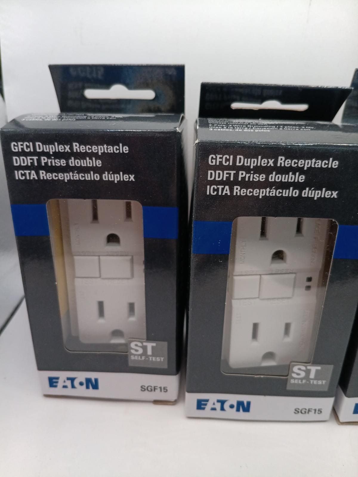 LOT OF 3 Eaton SGF15 GFCI Duplex Receptacle Outlet NEW