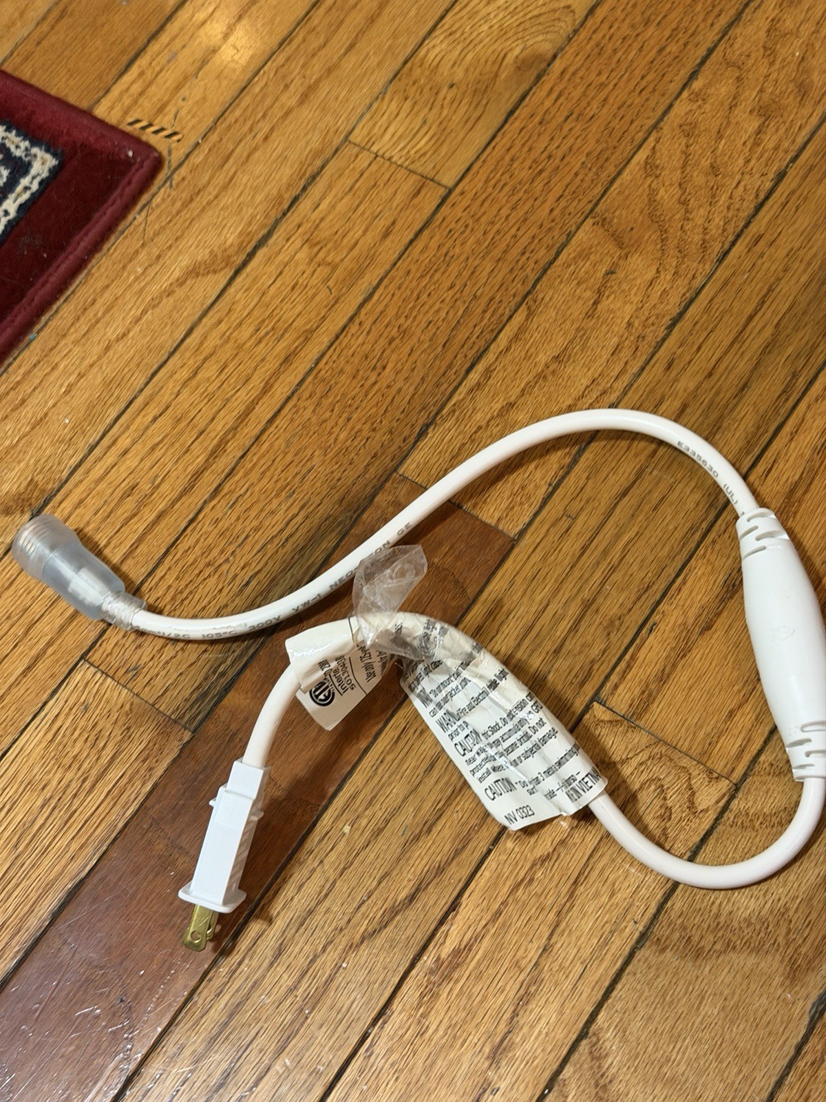 White 1-Outlet 2-Prong Extension Cord Plug Type A 125V 11-15A 1563W