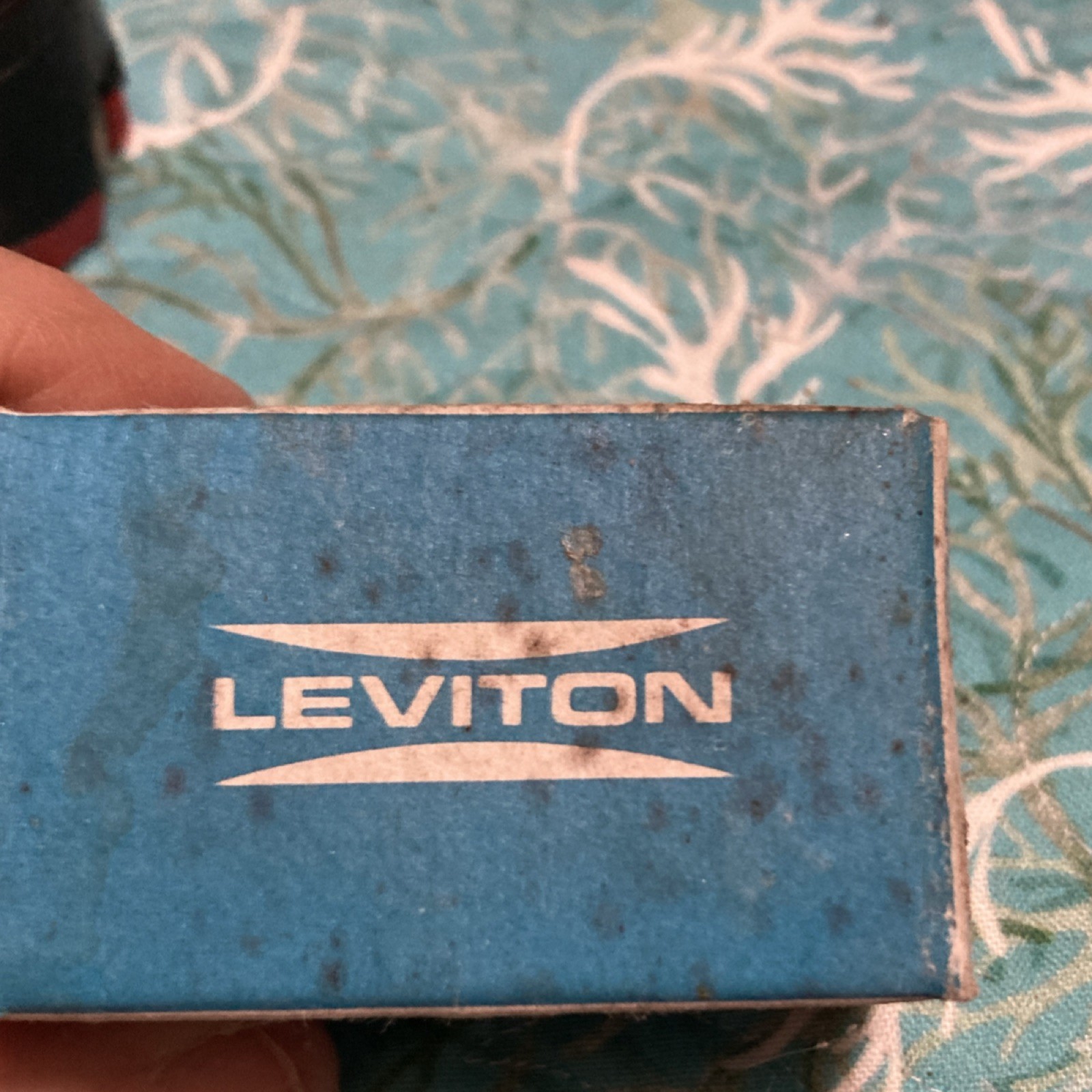 Leviton Single Receptacle 5556-SS 20A 125V Black Wall Side Wired Outlet