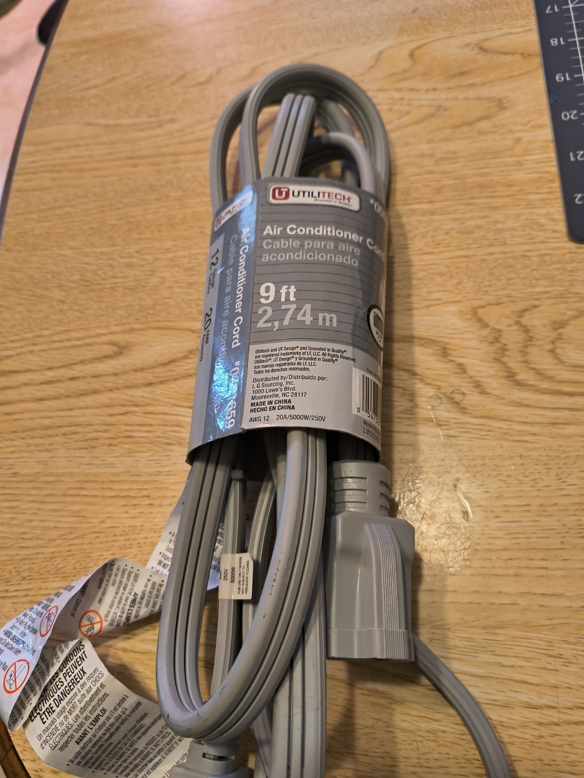 Utilitech 9 Ft Air Conditioner Cord 220v #0051659 – Never Used