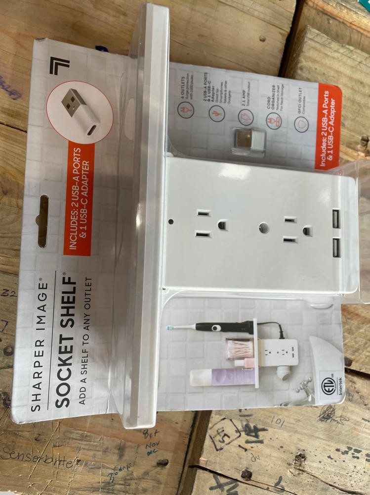 6-Outlet Cordless Wall Extender with 2-USB Ports and 1-USBC Adapter