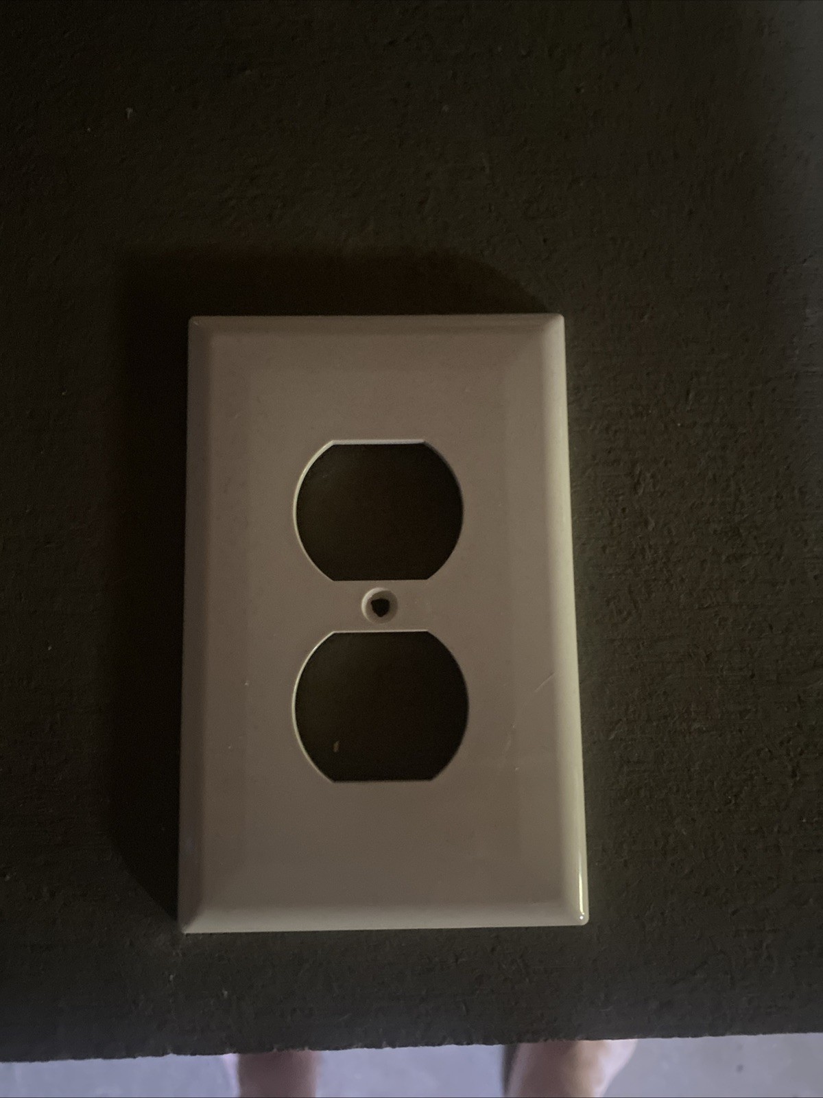 Eaton Electric Outlet Cover Lot of 15 Beige