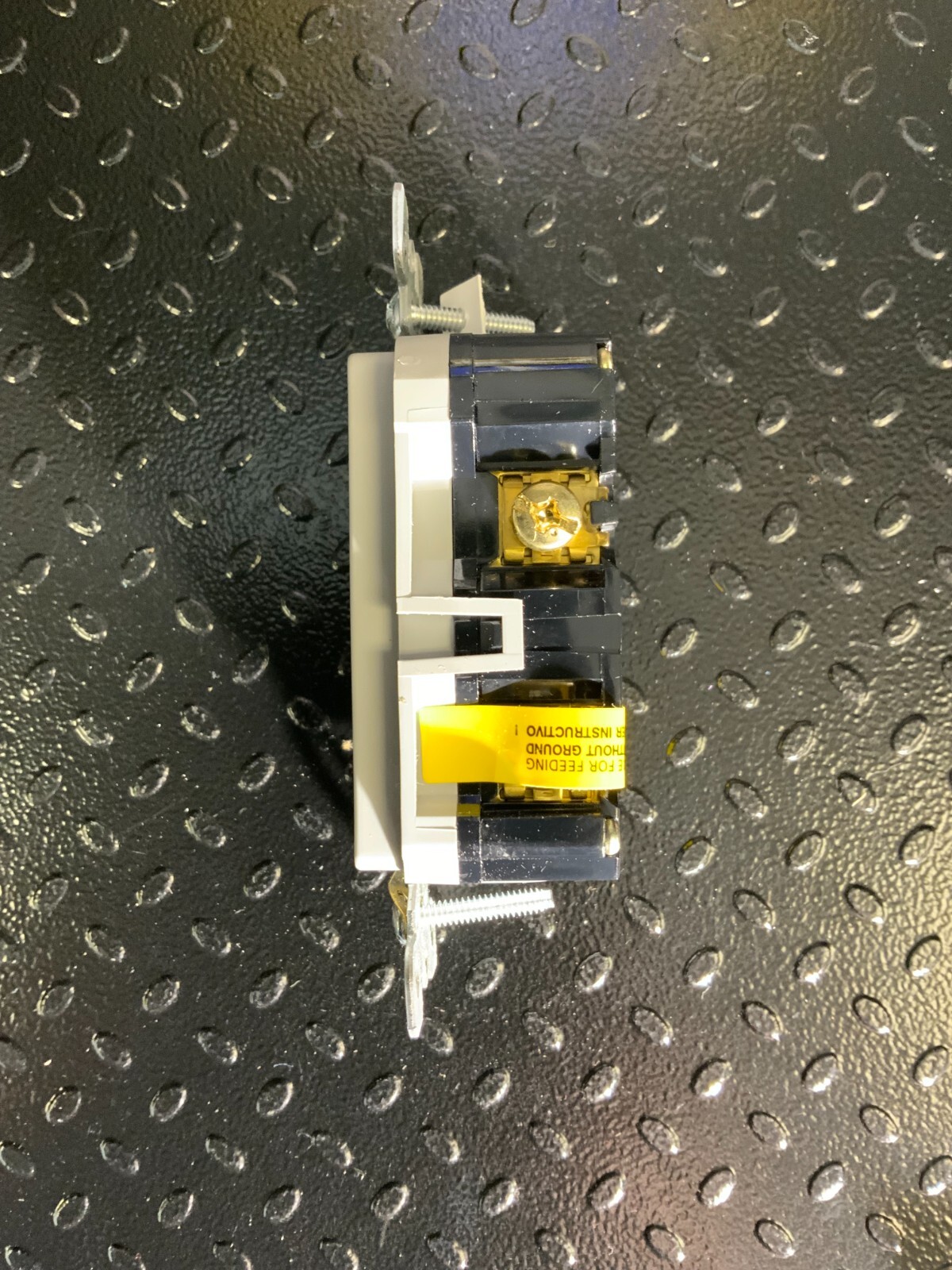 LEVITON GFCI OUTLET 20A-125V ($11.99 OBO)