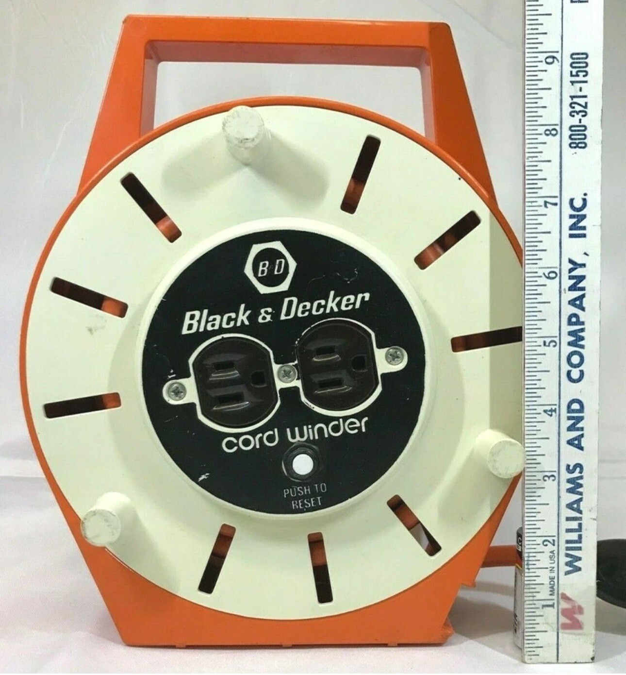 Black & Decker Cord Winder Model 79-970 25 Ft Extension Cord NEW!