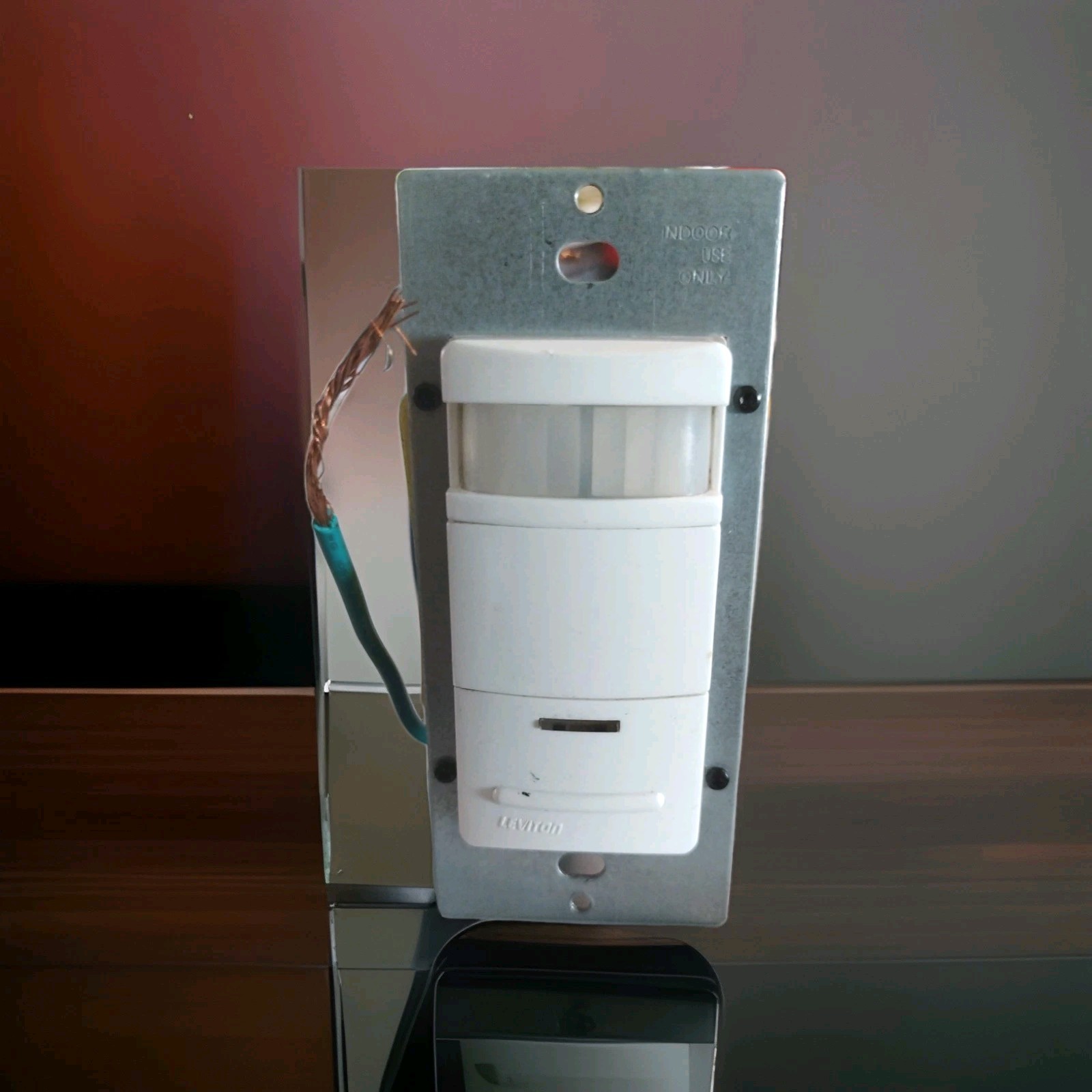 Leviton ODS15 Occupancy Sensor Wall Switch White 120/277 VAC (FG2