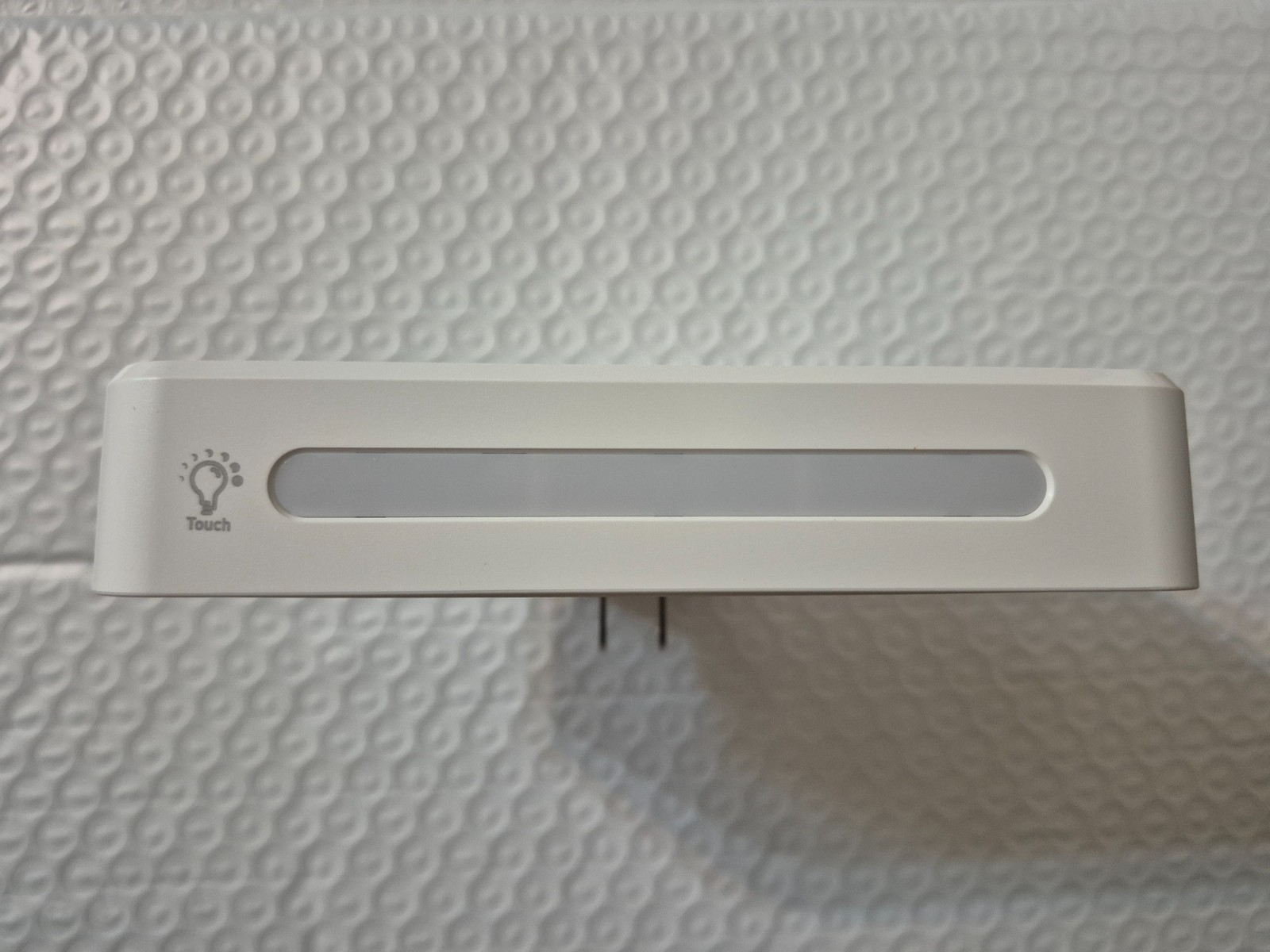 2500W 100-250V Power Extension Strip with 3 USB Ports LED Light 2 Power Outlets