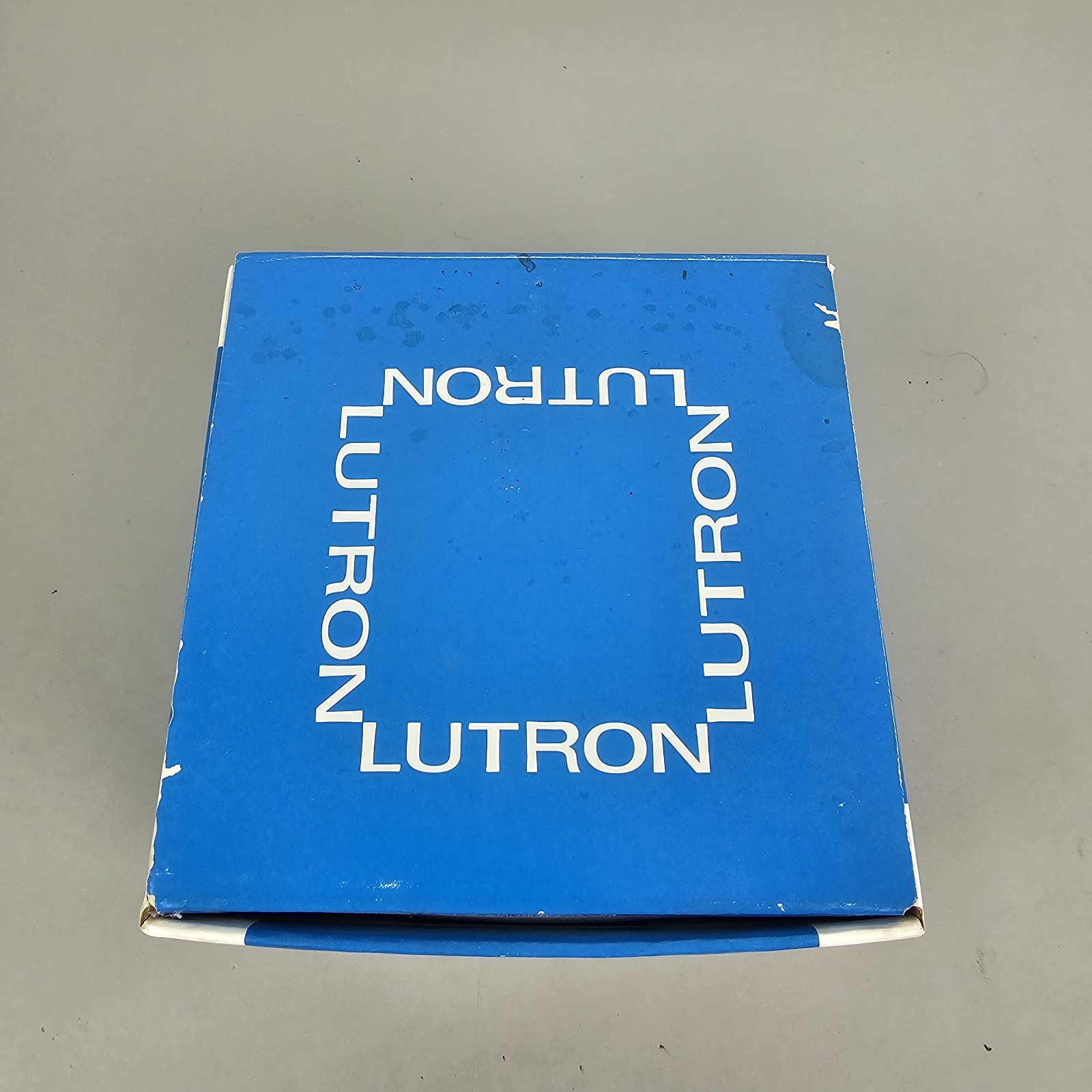 Lutron Athena T-600 5A314A Commercial Grade Incandescent Rotary Dimmer Gold Tone
