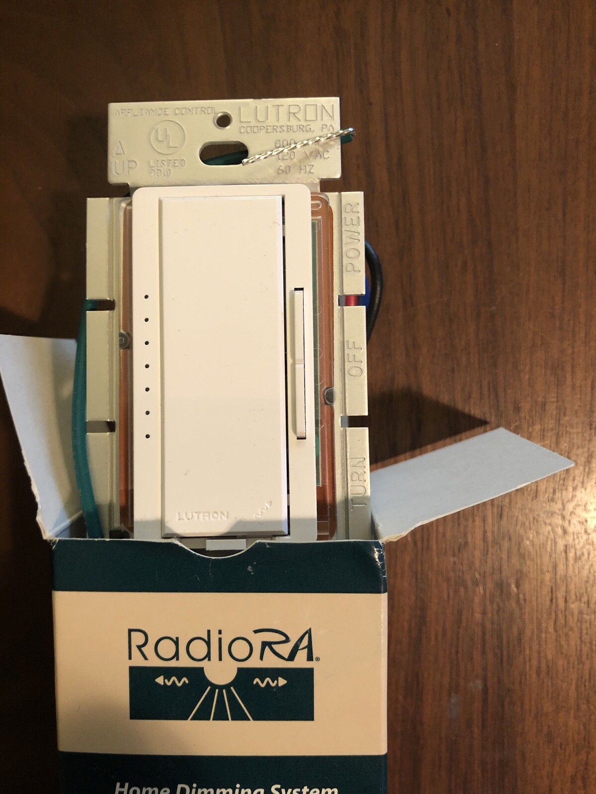 Lutron RA-600LM-WH Multo-location Dimmer Incadescent 600w