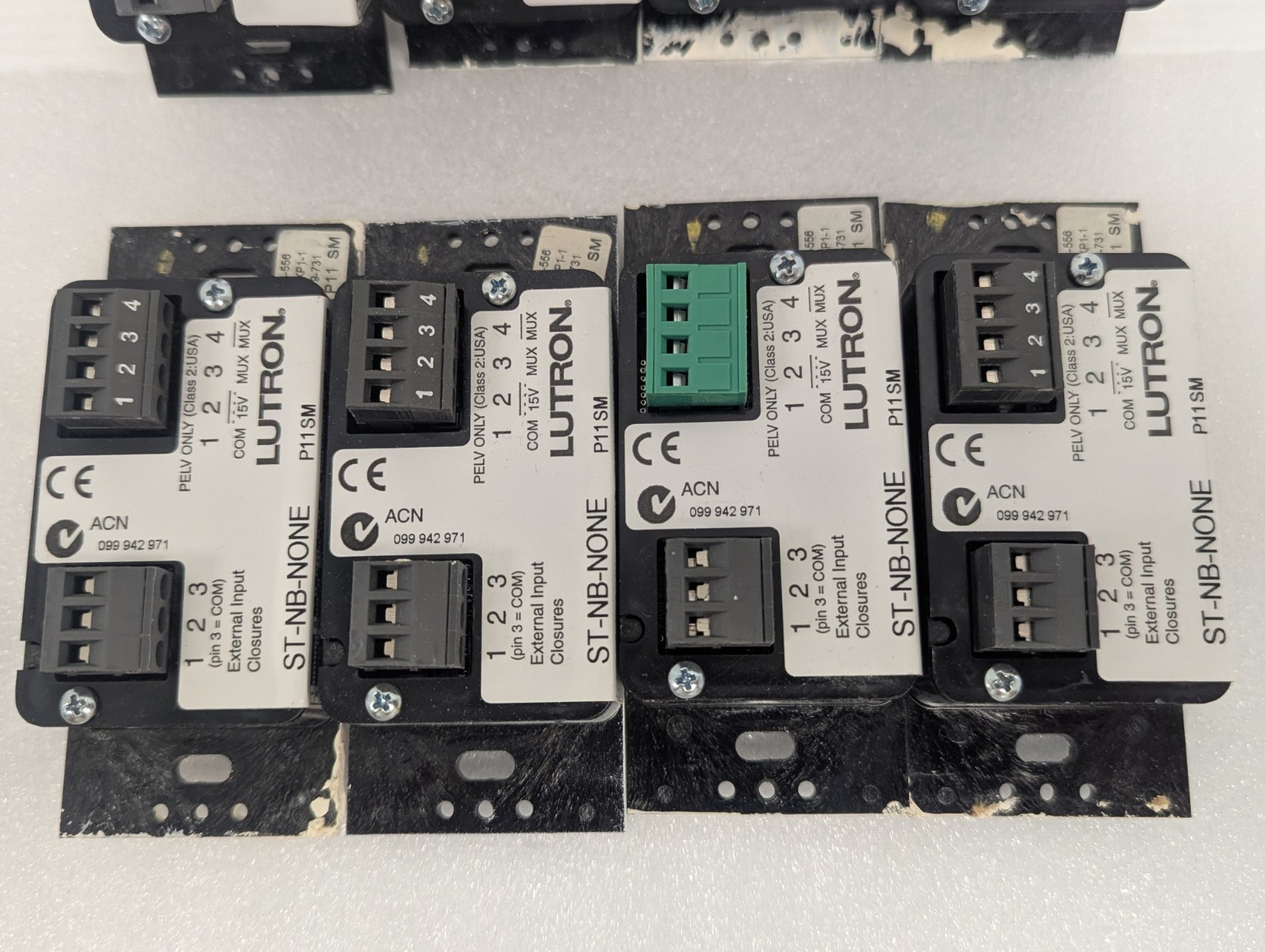 Lot of (8) Lutron ST-NB-NONE – 7 Button Keypad – Preowned