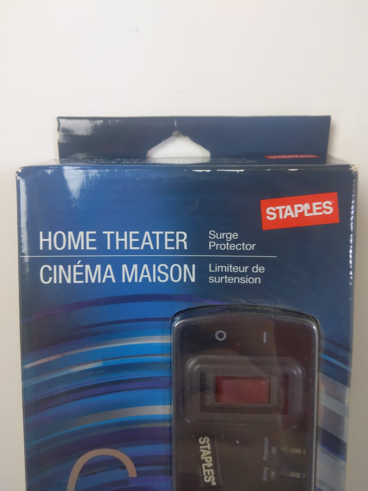 Staples Home Theater Surge Protector 24507 Coaxial Cable 1500 joules 6 Outlets