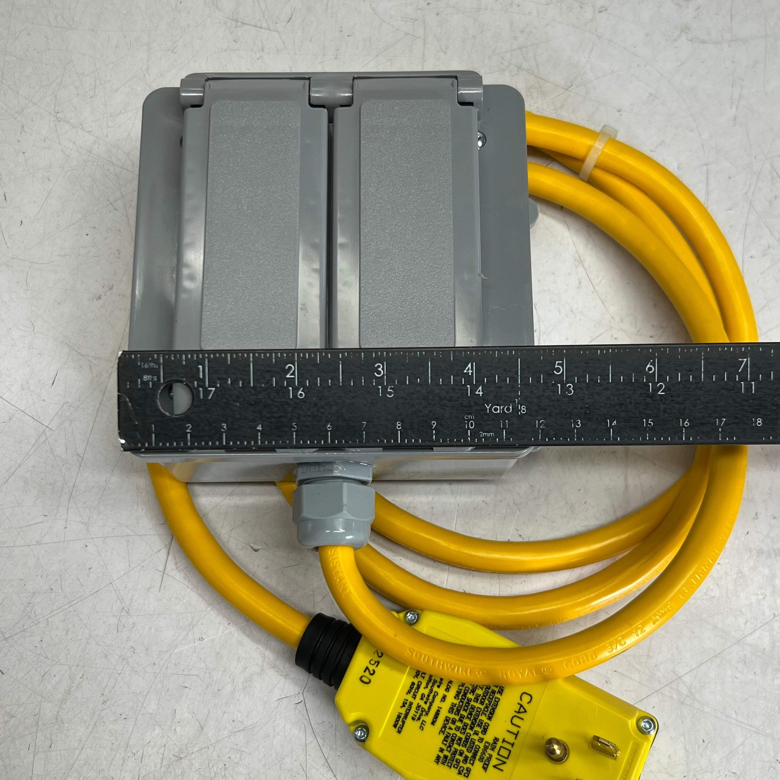 SOUTHWIRE Shockshield Portable Cordset, Manual Reset 120V/15A 6 Ft, Yellow & Gre