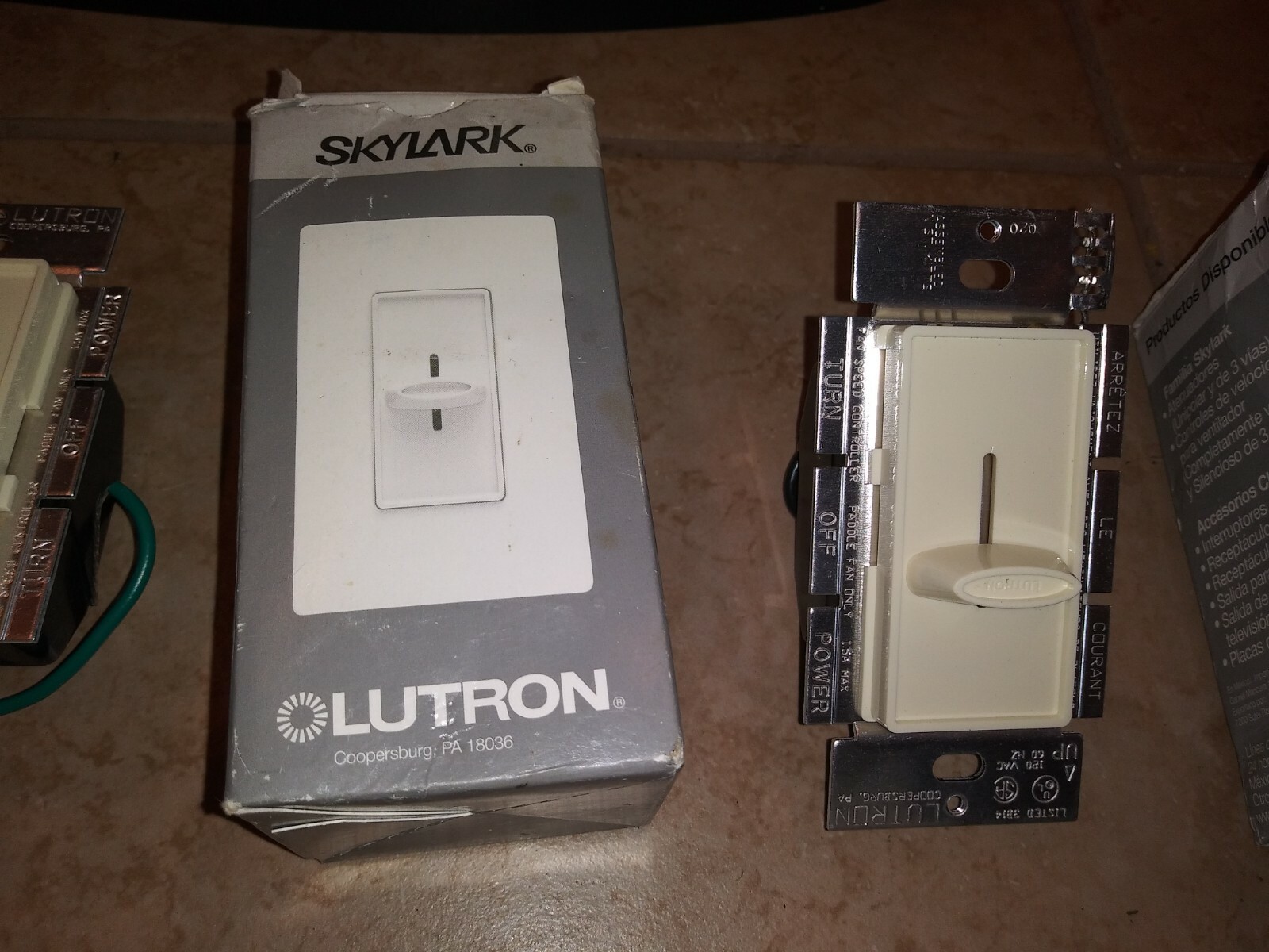 Lot of 6 Lutron S-600P & SFSQ-F SkyLark Single-Pole Dimmer – 3 NEW & 3 USED 6pcs