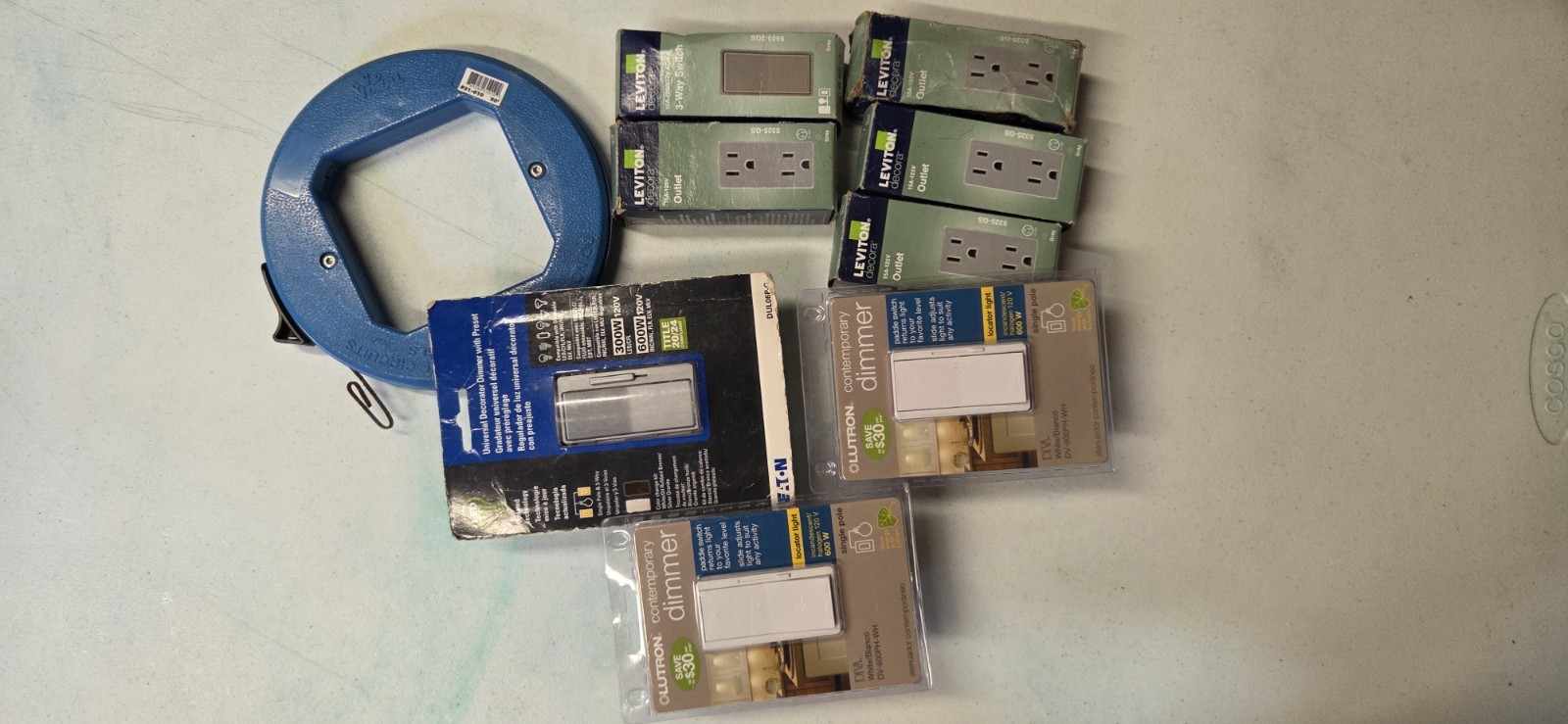 Leviton Lutron Eaton Outlets Dimmer Switches Gray White 120V 15A AC Lot