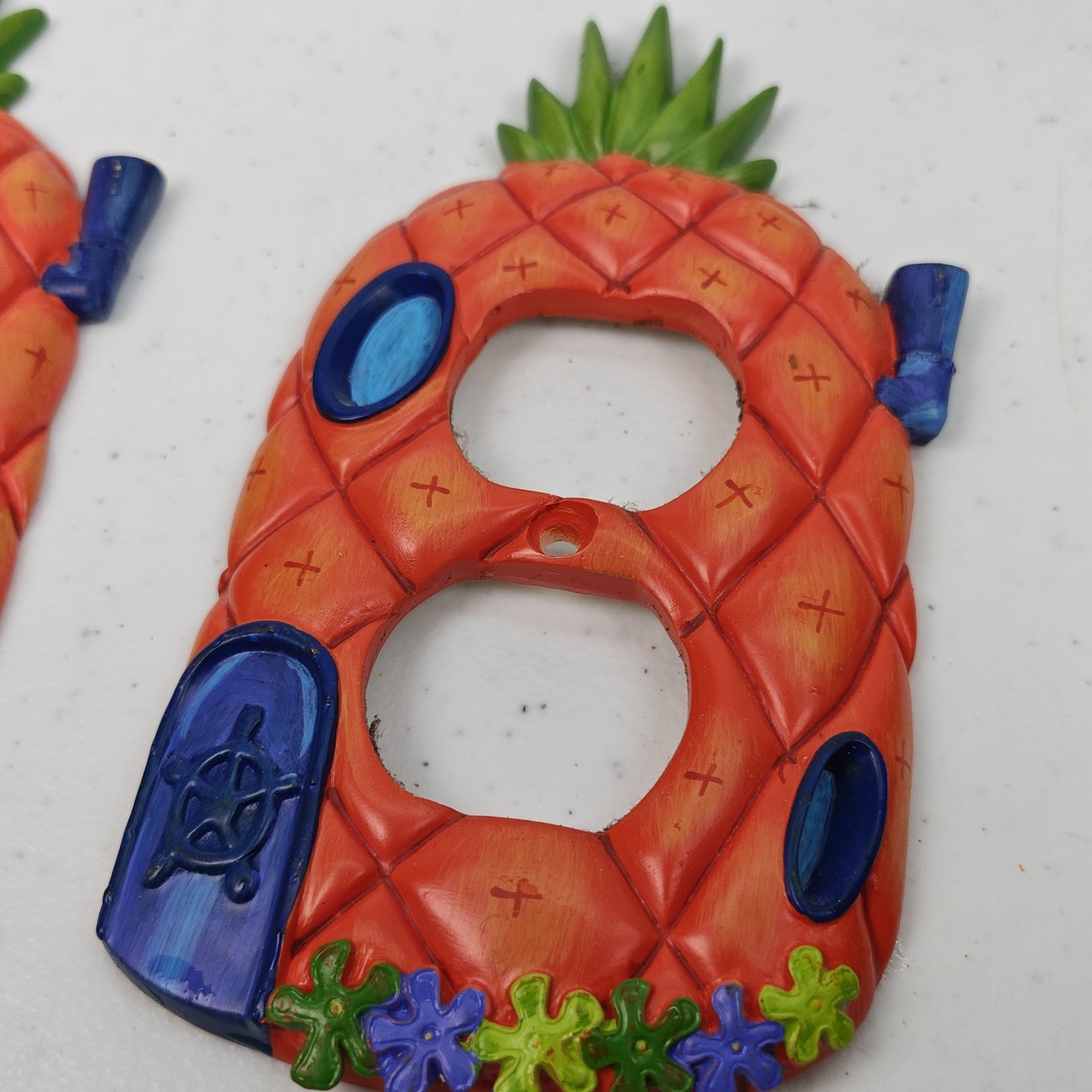 Set of 3 Spongebob Pineapple House Resin Wall Power Outlet Plug Covers & Decor