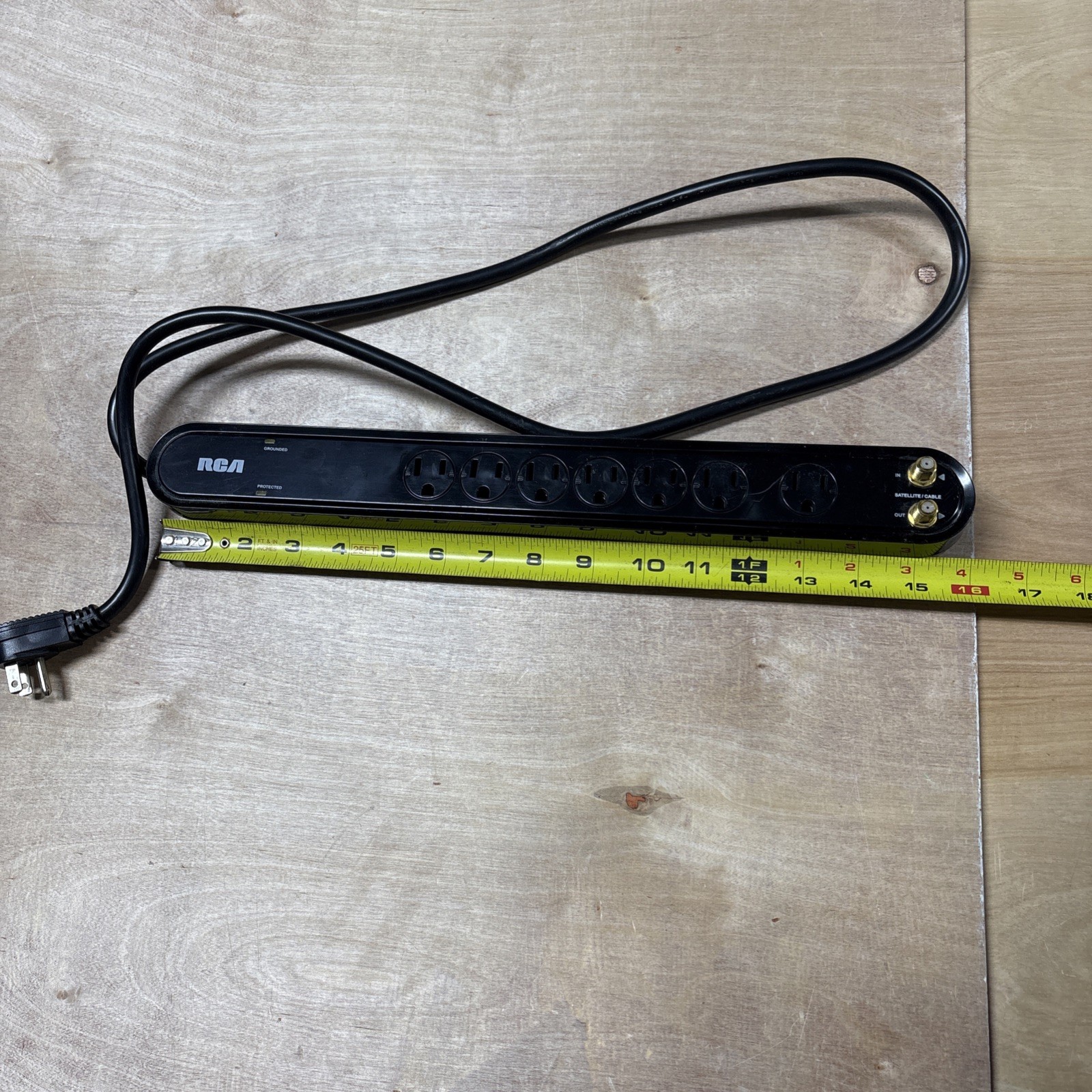 RCA 7-Outlet Surge Protector 1500 Joules 4’ Cd PS27210B Coaxial Cable/satellite