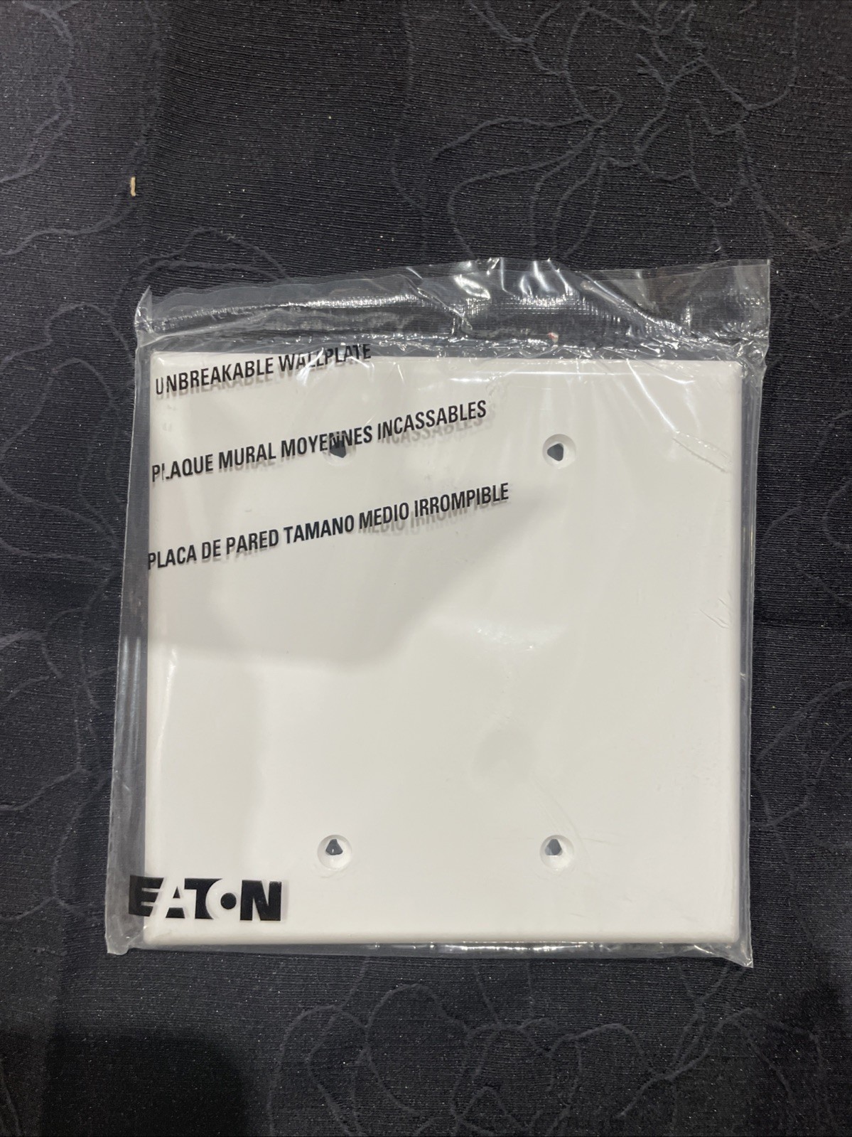 20 pcs Eaton Cooper Wiring PJ23W Wallplate Mid-Size 2 -Gang Polycarbonate White