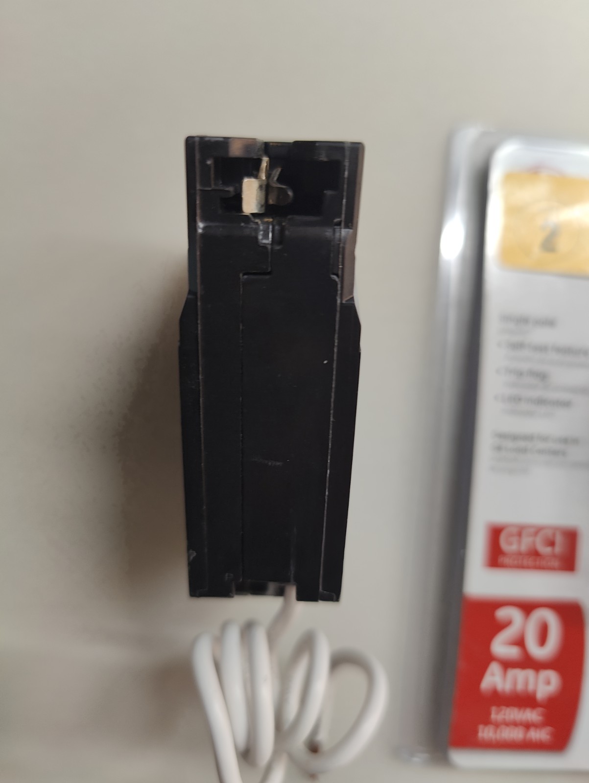 GE THQL1120GFTP Single Pole 20A GFCI Ground Fault Circuit Breaker