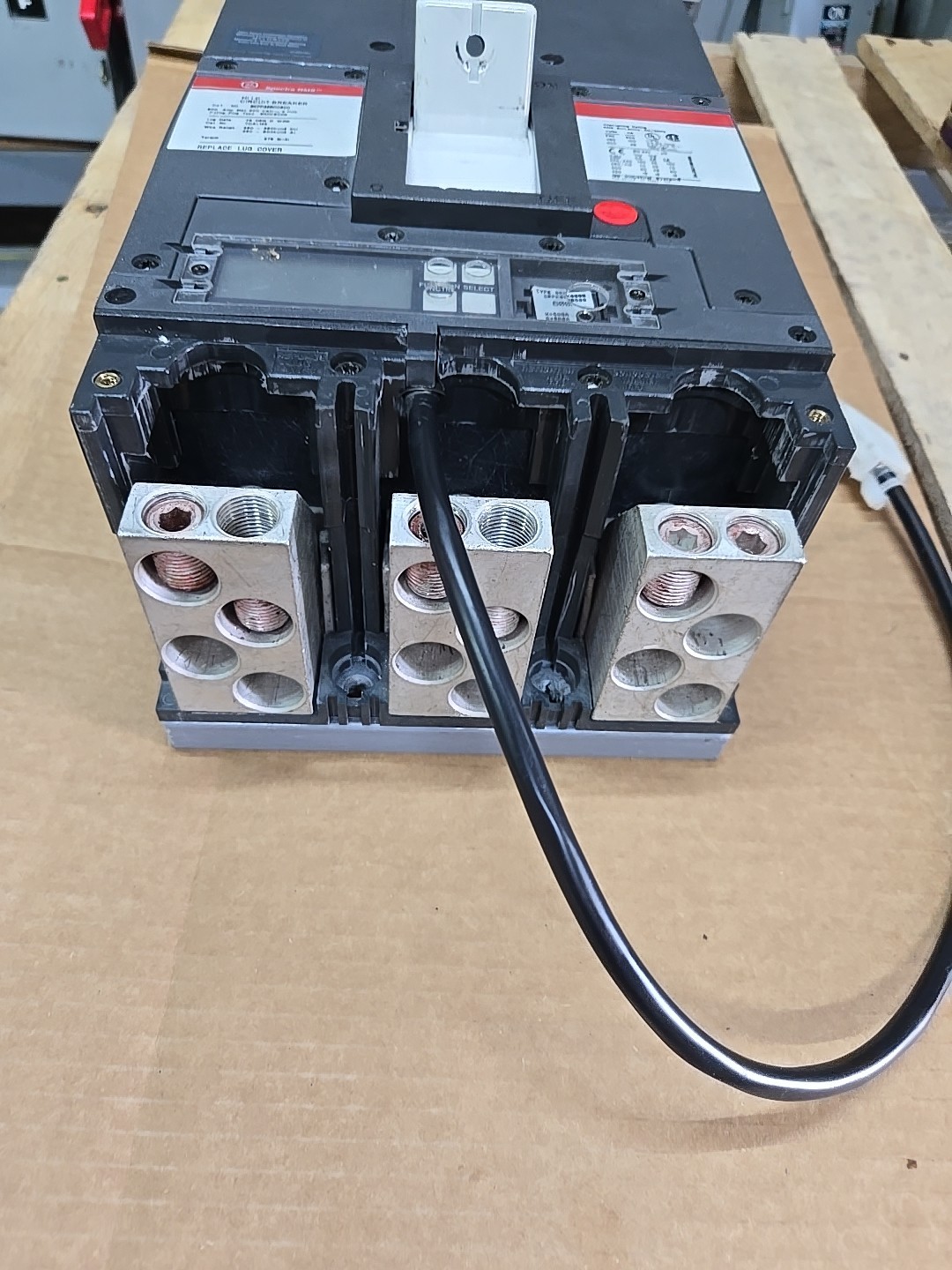 GE Spectra Series 800A 600VAC 3 Pole Breaker SKPP36BD0800 1YEAR WARRANTY