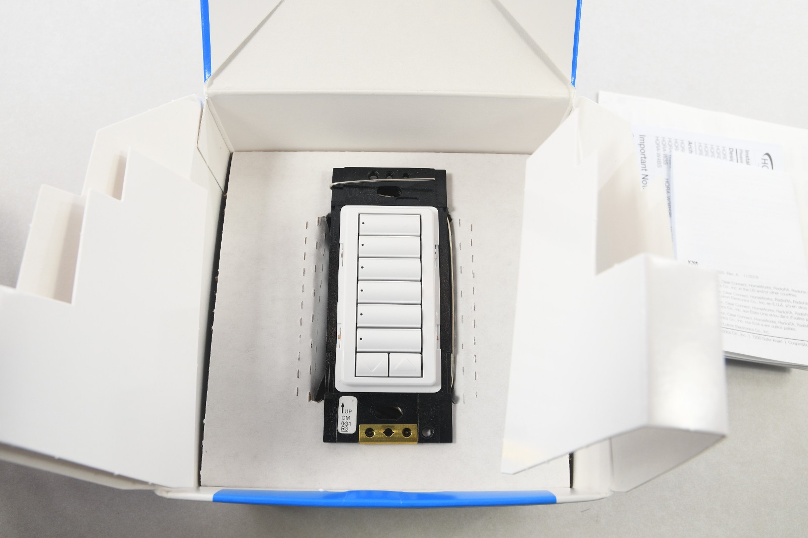 Lutron Homeworks QS HQRD-W6BRL-WH 6 Button Keypad w/ Raise Lower – White