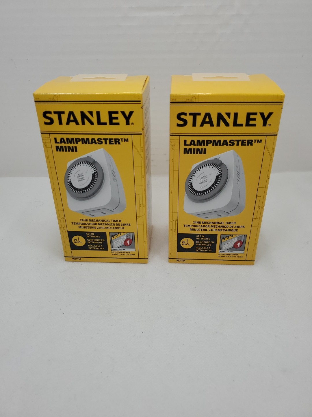 Lot 2 Stanley Lampmaster Mini Indoor 24 Hr Mechanical Timer White Single Outlet