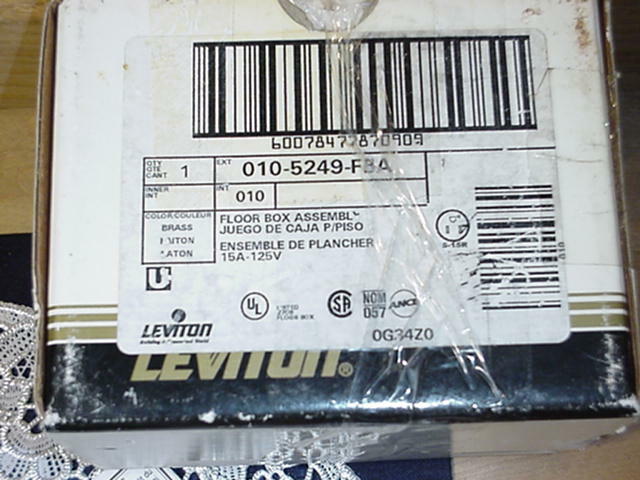 Leviton 010-5249-FBA Brass Cover Floor Box Assembly 125 Volts 15 Amp NEW IN BOX!