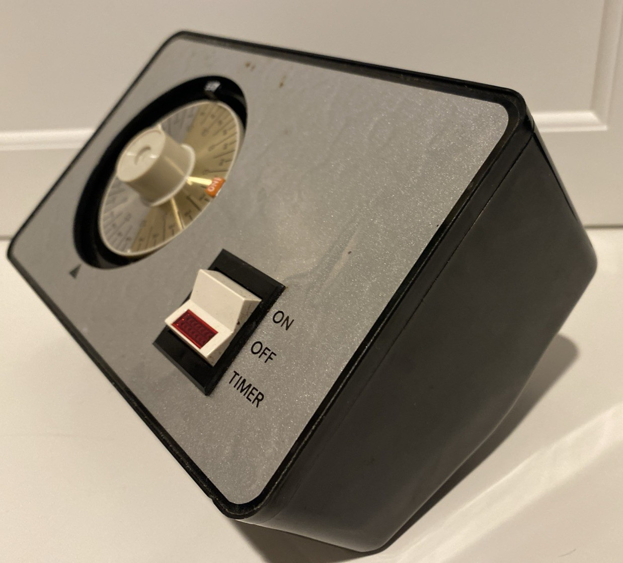 Vintage Timer with Dial, On-Off Tabs and On-Off-Timer Switch Unbranded M50828