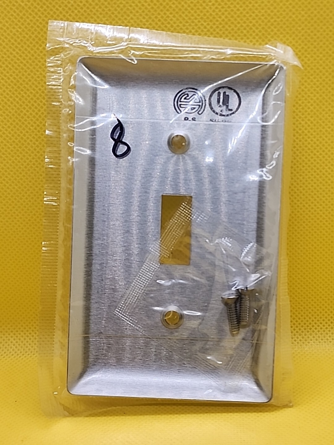 Lot of 8 – 1-Gang Stainless S. Toggle Switch Wall Plate 4.5″H X 2.75″L [RB 12]