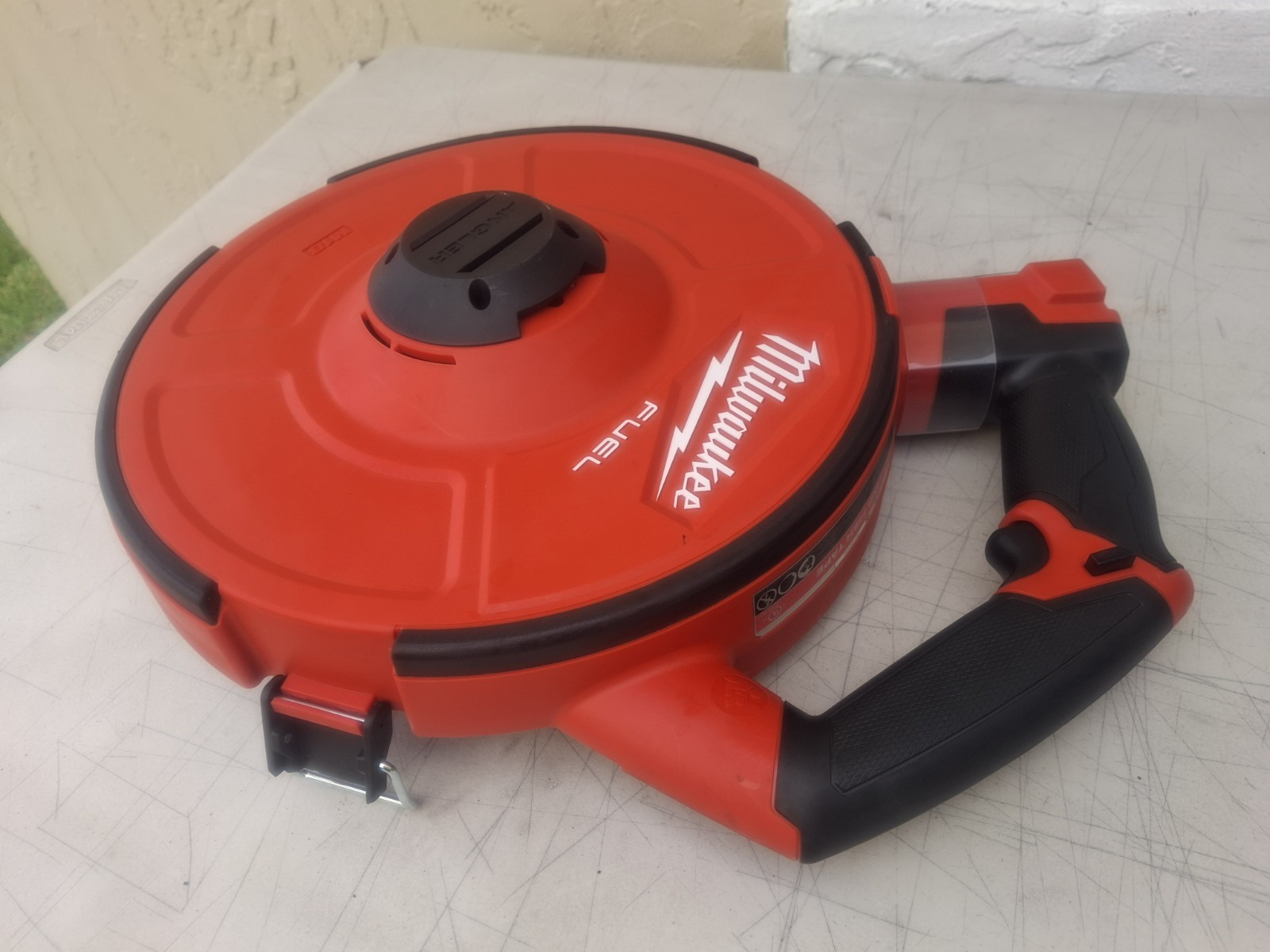 Milwaukee 2873-20 M18 FUEL 18V Angler Pulling Fish Tape Powered Base – Bare Tool