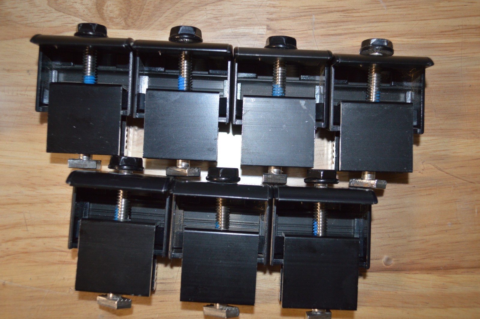 Lot of 7 UniRac Solar Mount End Clamps AF 30-46mm Dark Finish 302050D