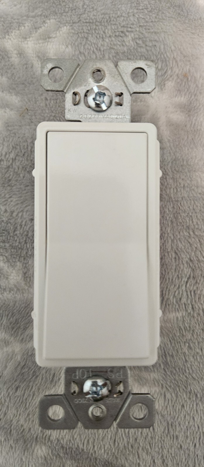 Legrand 2621WCC8 Pass & Seymour Decorator Switch, Single Pole, White, 20-Amps –