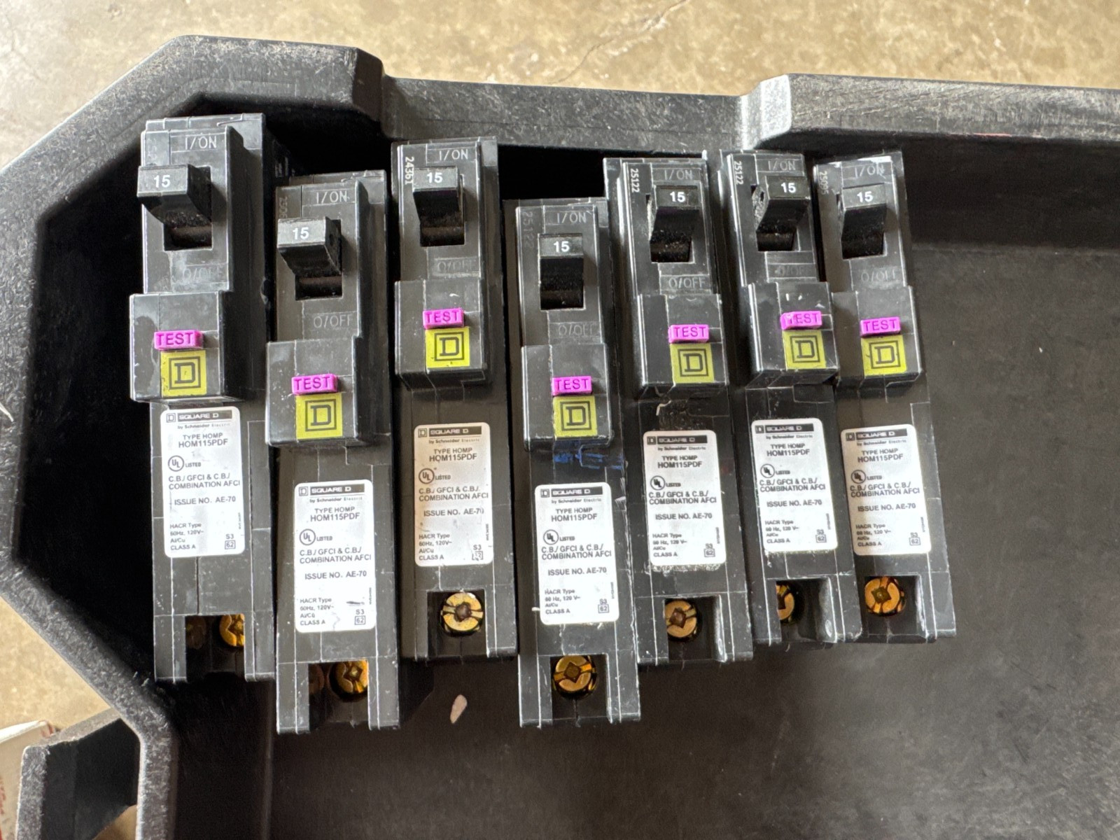 Square D HOM115PDF Homeline 15A 1P 120VAC Combo ARC/Ground Fault Circuit Breaker