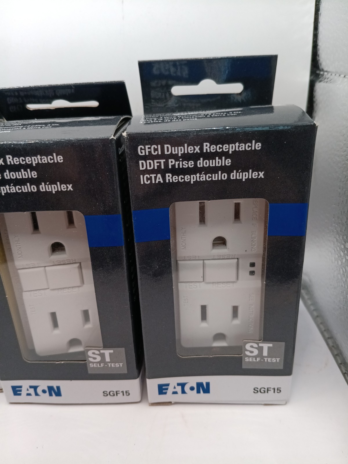 LOT OF 3 Eaton SGF15 GFCI Duplex Receptacle Outlet NEW