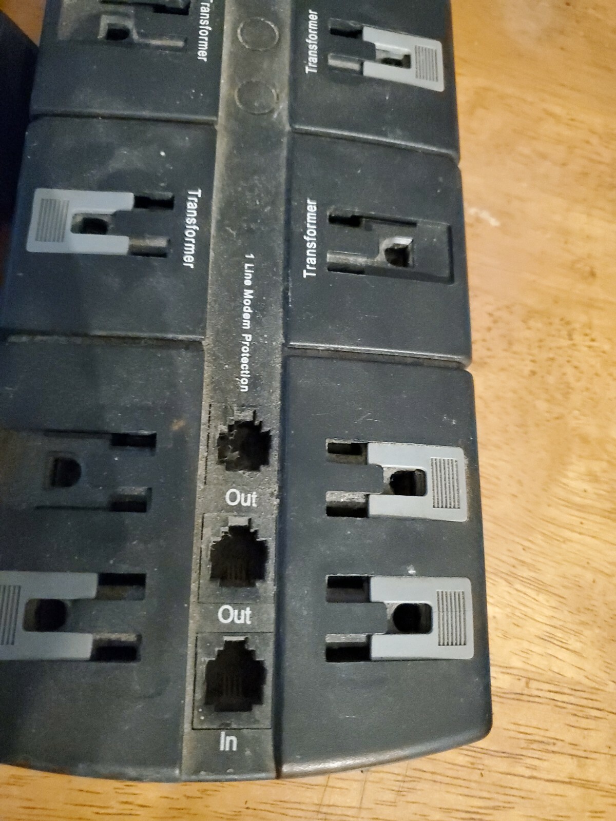 CyberPower Wall Tap 8 Outlets and modem protector