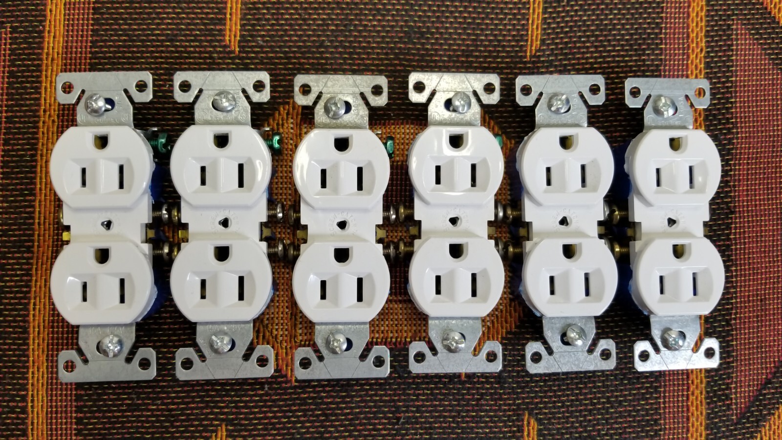 Lot of 6 NOS Cooper Wiring Devices 15 Amp NEMA 5-15 Outlet Receptacle TWR270W