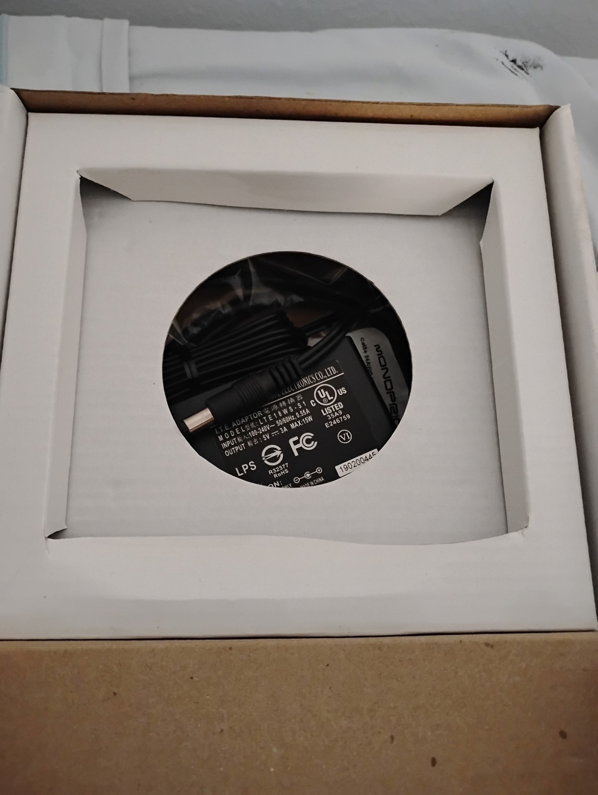 Levvven Controls Levvven Q Gateway LC-Q2 Ethernet Smart Controller 5V 3A