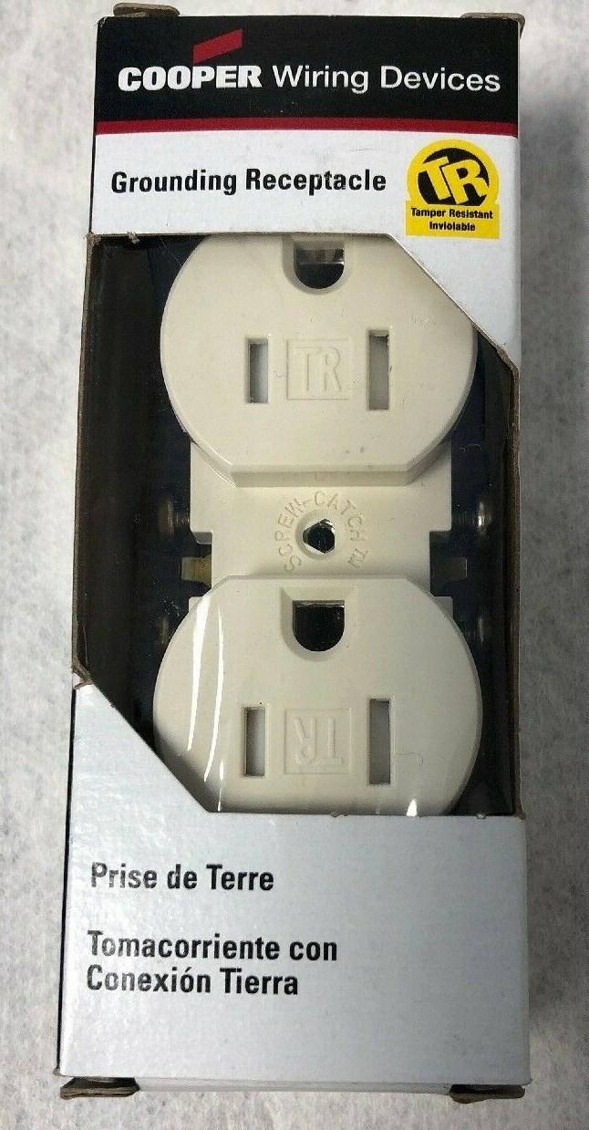 1 BOXED COOPER TR270A 125-Volt 15-Amp ALMOND Electrical Receptacle Outlet Plug