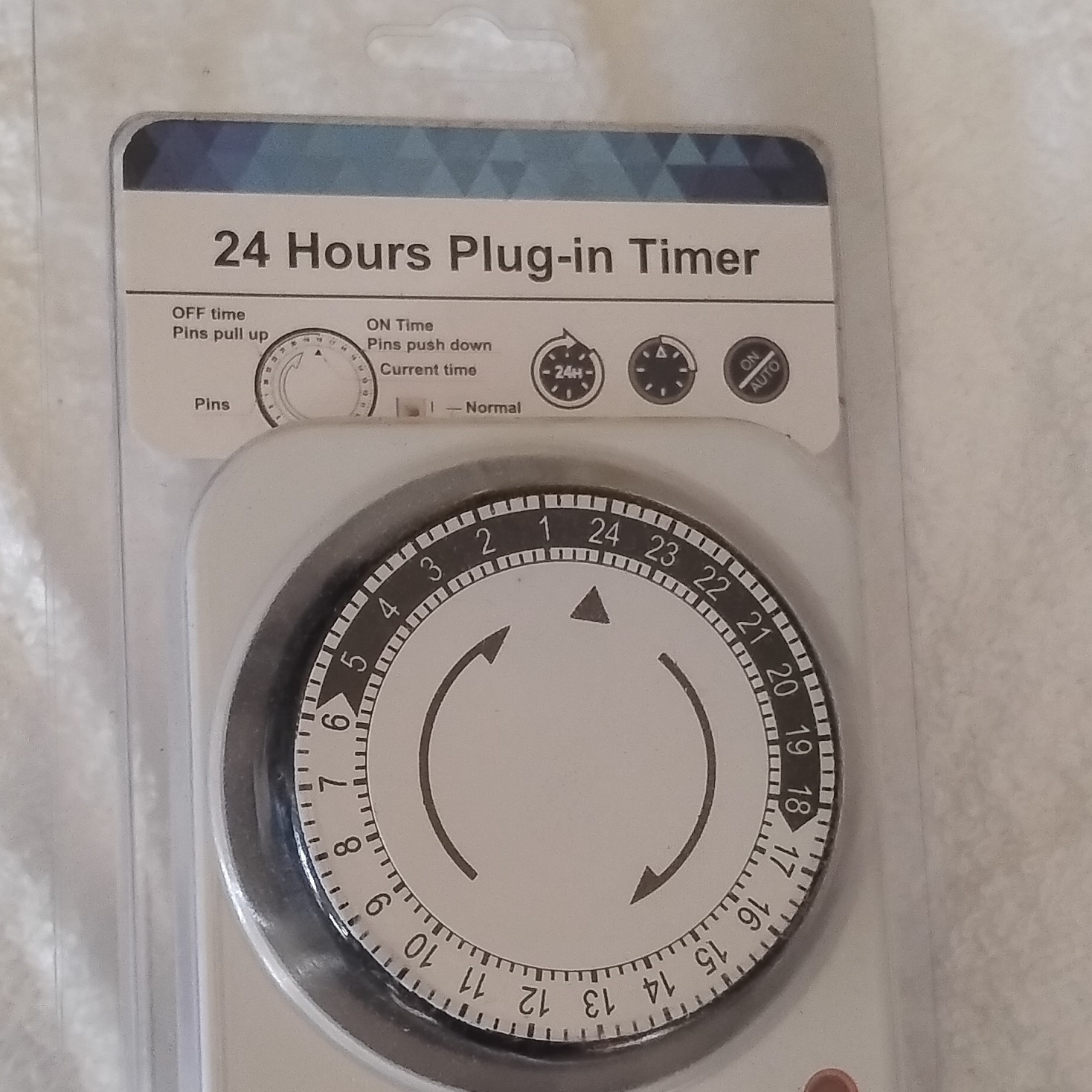 24 Hours Plug-in Timer Wall Switch, Rotary Dial, Auto-Off, 121-140V, White