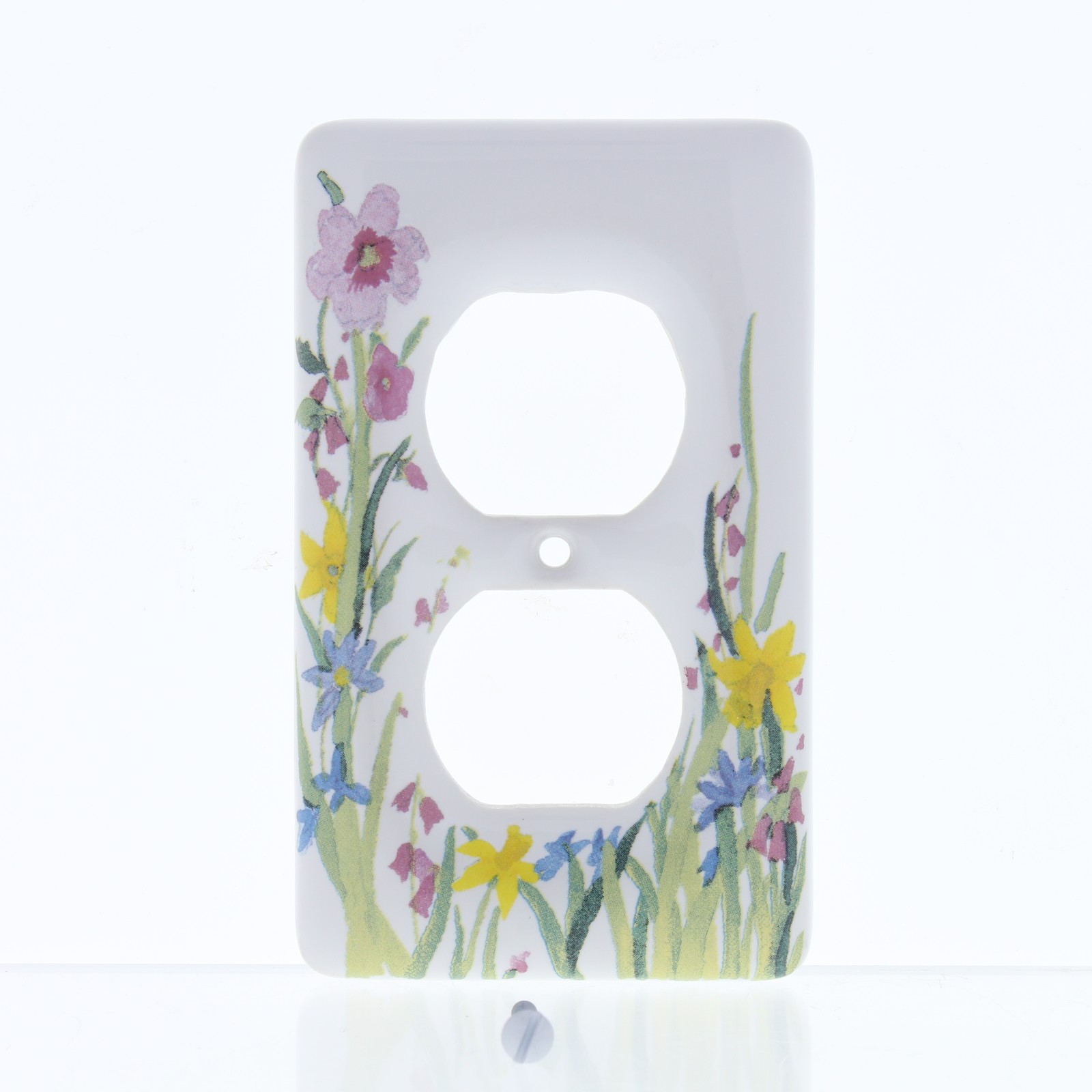 Leviton 89503-WFL WildFlower 1-Gang Duplex Ceramic Standard Wallplate Cover 5pcs