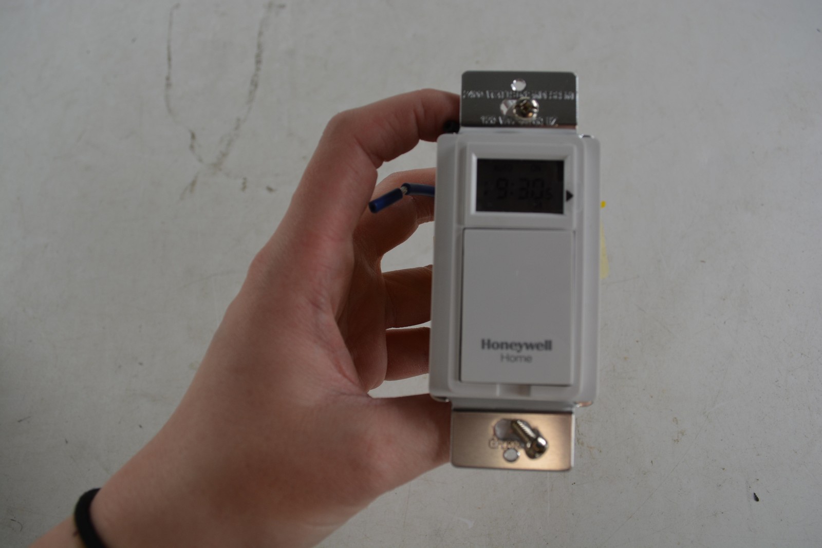 Honeywell Home RPLS730B1000 7-Day Programmable Timer Wall Switch White 120V