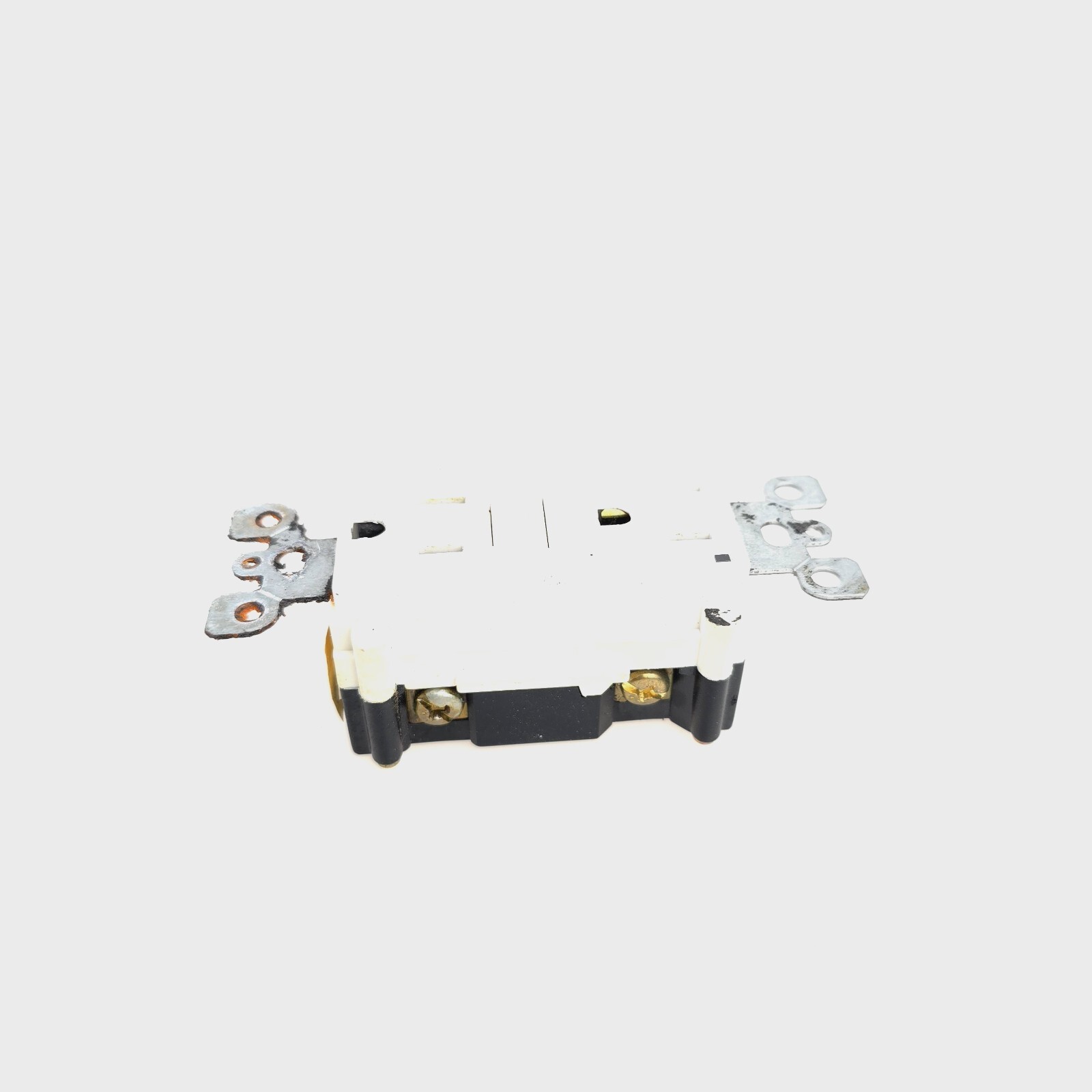 Klein Carry Bag Levingston GFCI 125V Wall Plug 5 Covers 4 Caps USA Seller