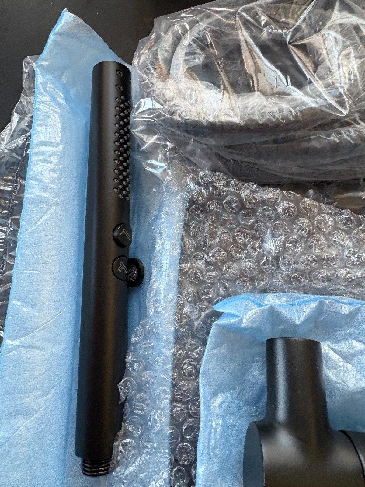 New Kohler 21335-G-BL + K-9514-BL Hose + K-98354-BL J26