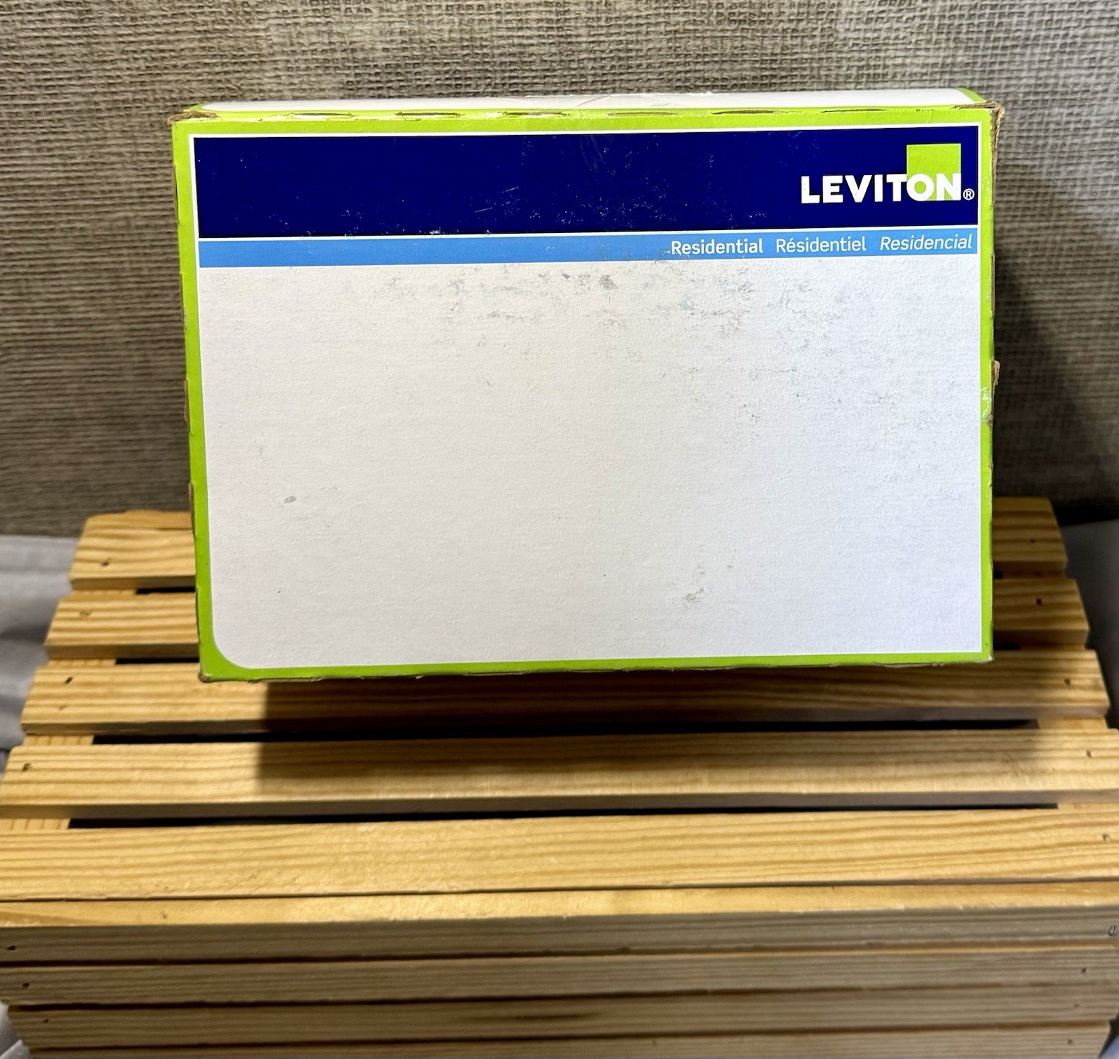 Leviton Decora White Unbreakable Thermoplastic Nylon Rocker Wallplates 15 Count