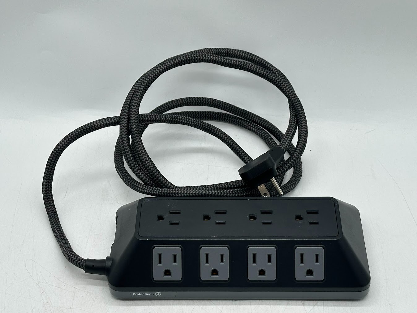 GE Turtle Surge Protector – Black/Gray – 12 Adapter