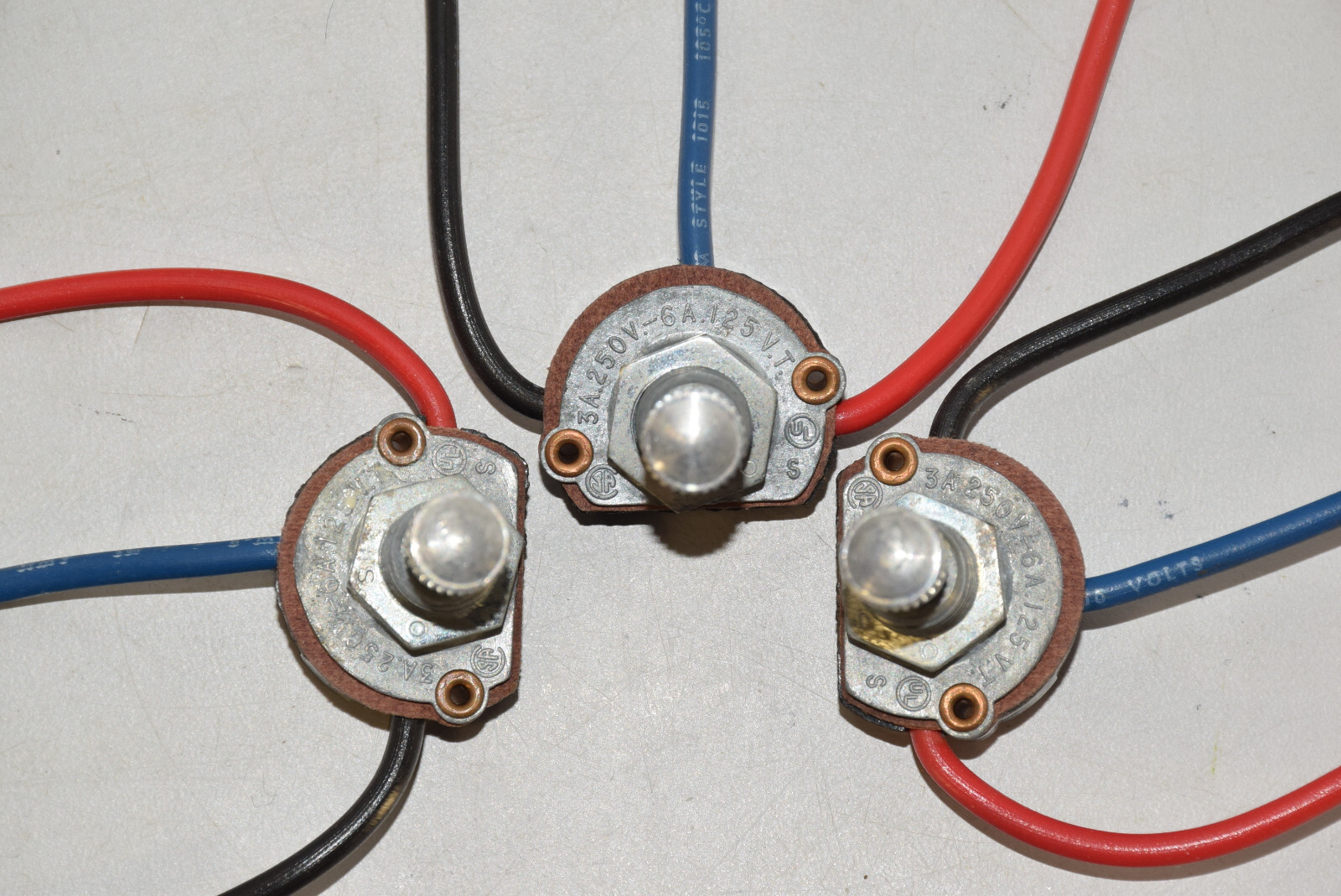 Leviton Rotary Canopy Switch 6A 125V 3A 250V 663-20 Nickle Single Pole – 3x Pack
