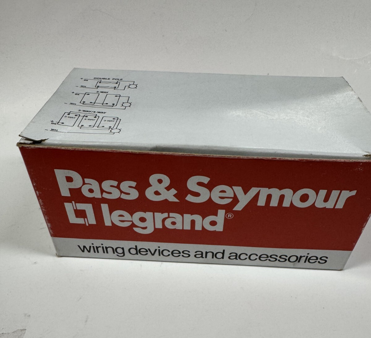 QTY/5 Pass & Seymour 503-I Ivory Three Way Switch 15A 120/277V AC Side Wired