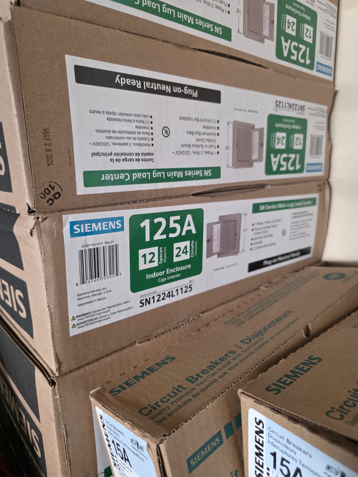 Siemens 125A Indoor Plug-On Neutral Main Lug Load Center SN1224L1125