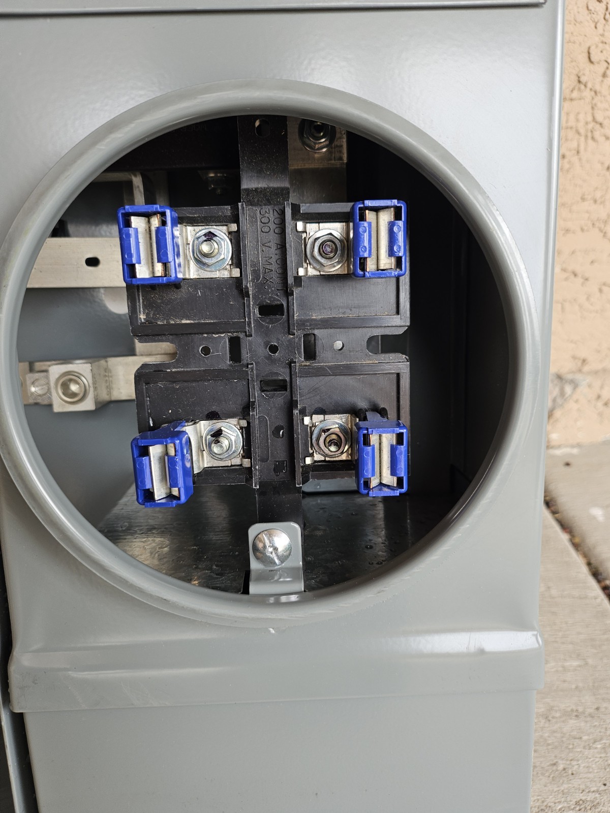 Square D SC3042M200PF 200A 30SP 42Cir Solar Ready Meter Main Breaker Load Center