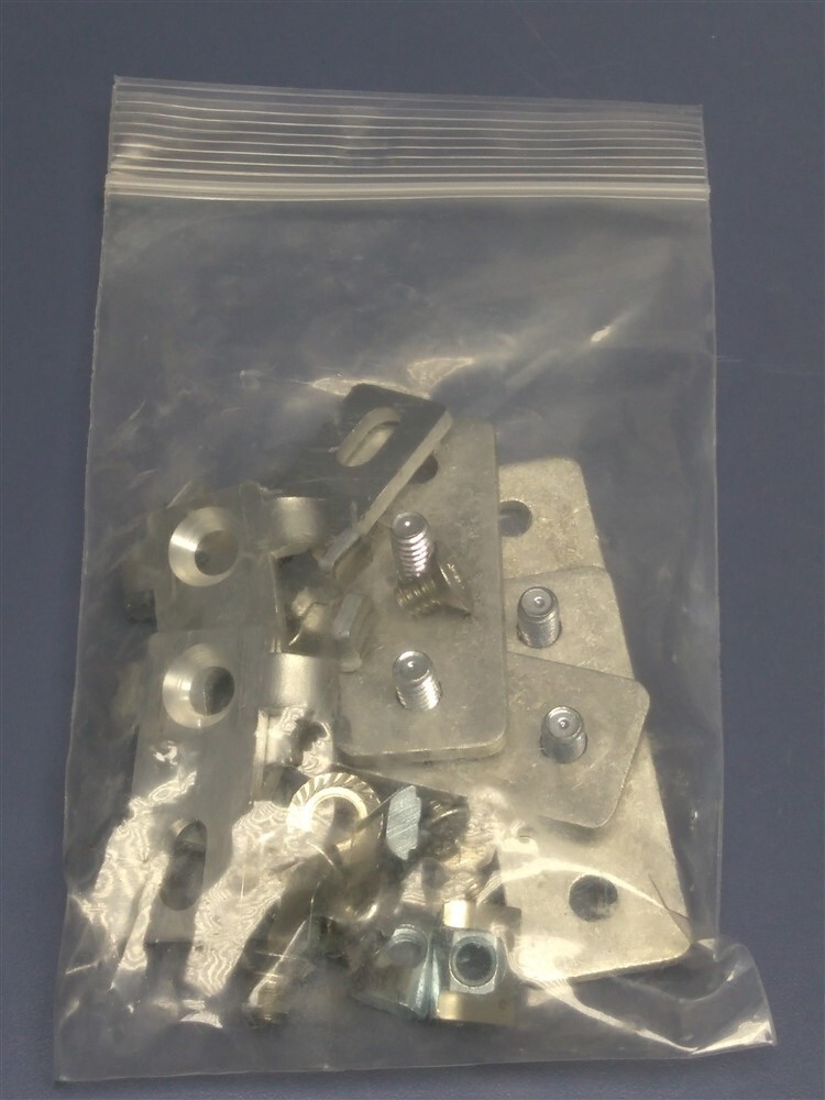 Zamp Solar Low-Profile Roof Panel Mounting Foot Kit – MFT3010